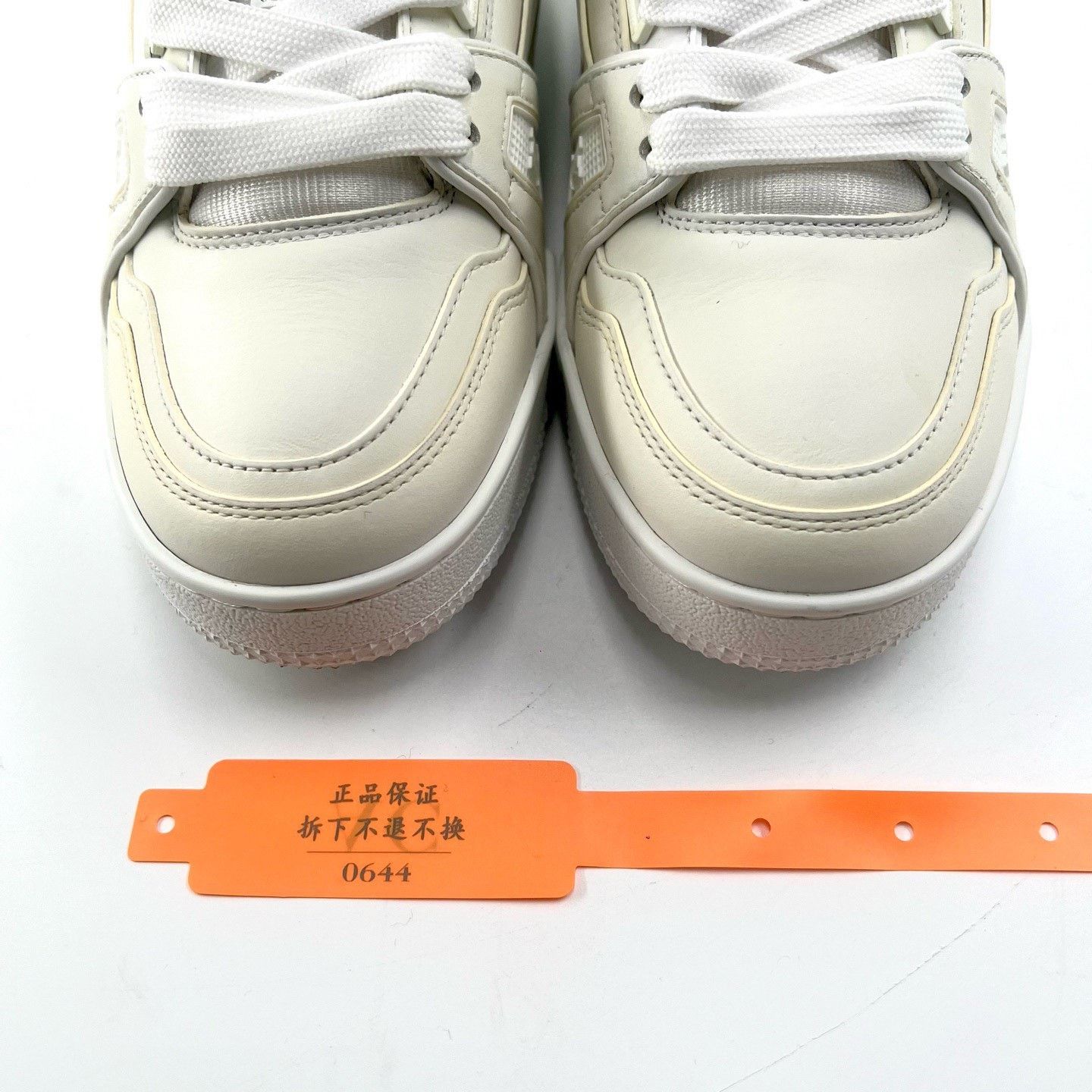 Louis Vuitton Louis Vuitton Trainer White Sneaker Size US 5.5 / IT 35.5 - 8 Thumbnail