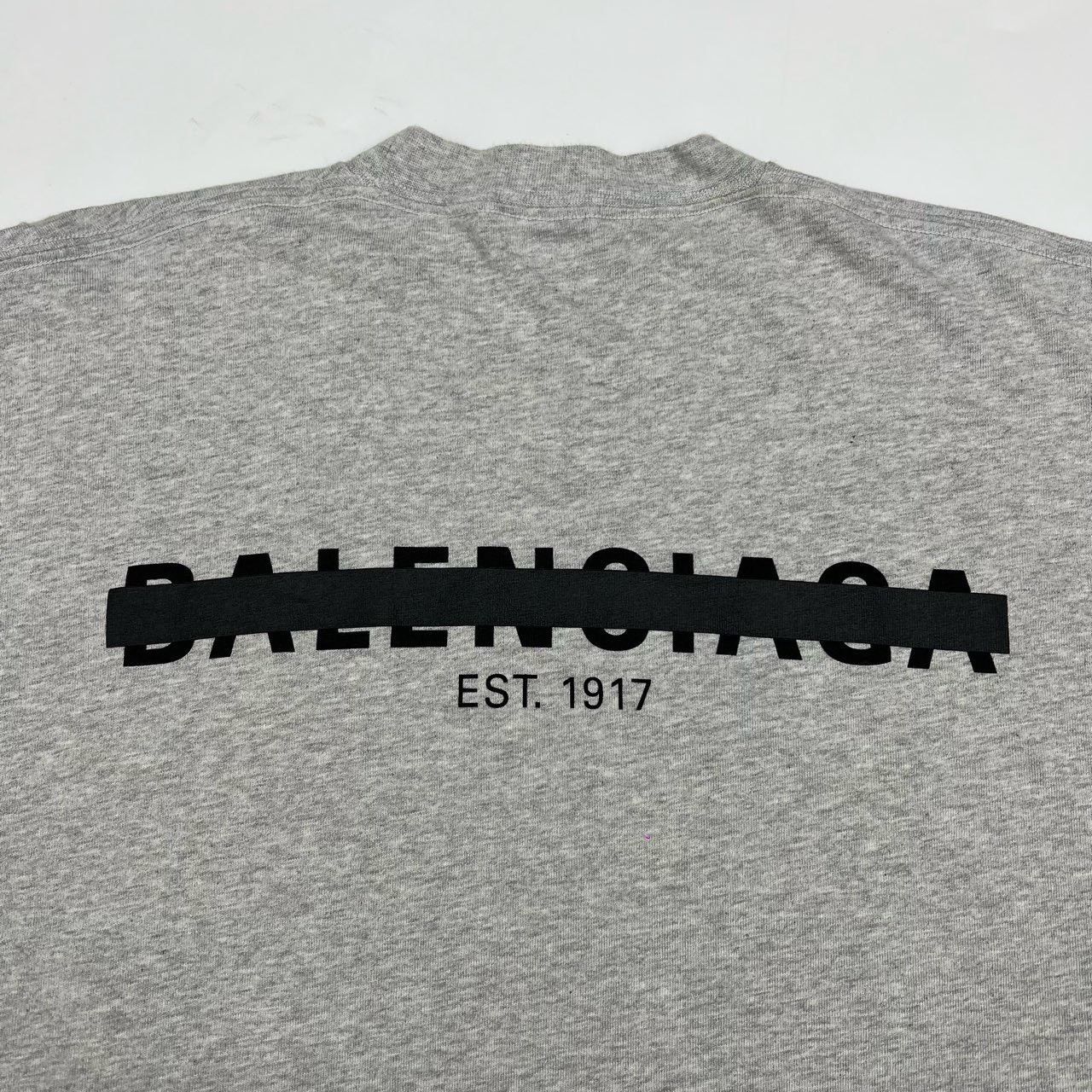 Balenciaga Balenciaga Gray Tape Short-Sleeve Size US M / EU 48-50 / 2 - 5 Thumbnail