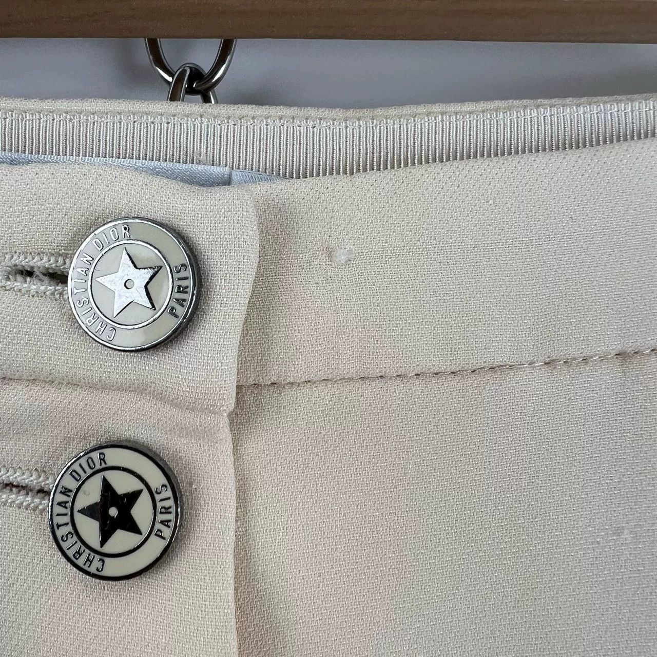 Dior Dior White Star Button Pleated Skirt Size 34" / US 12 / IT 48 - 6 Thumbnail
