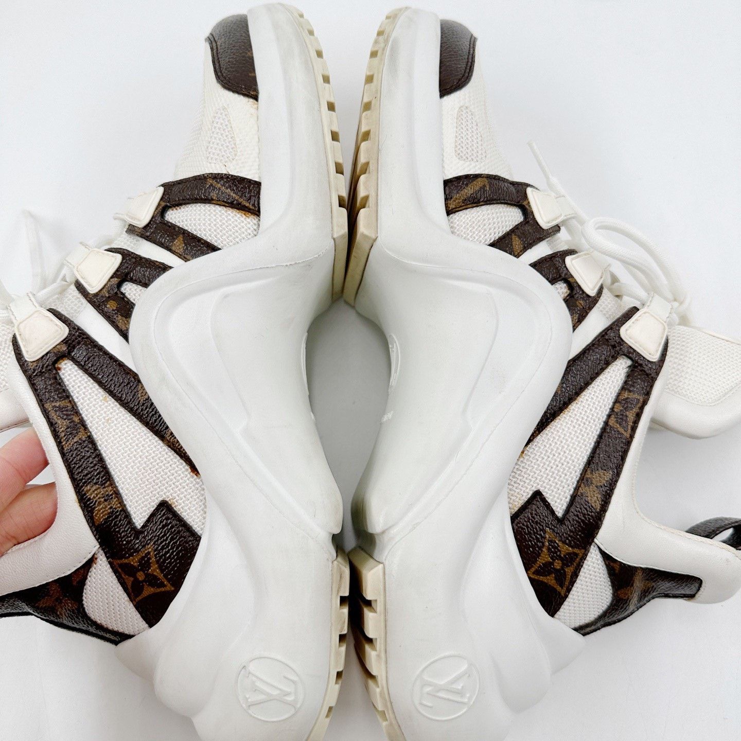 Louis Vuitton LV White Monogram Arch Dad Shoes Size US 6.5 / IT 36.5 - 8 Thumbnail