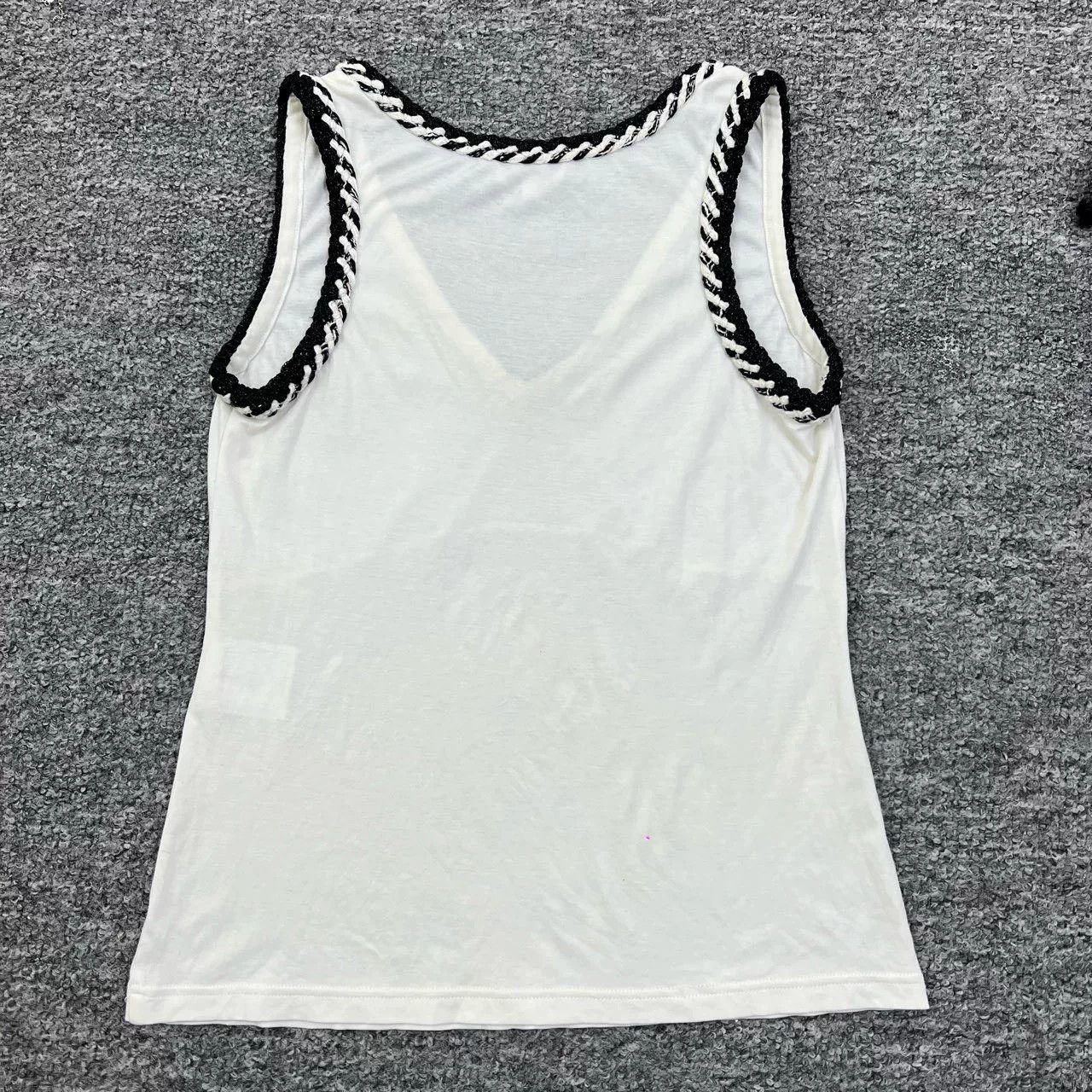 Chanel Chanel White Silver Trim Vest Size XXS / US 00 / IT 34 - 2 Thumbnail