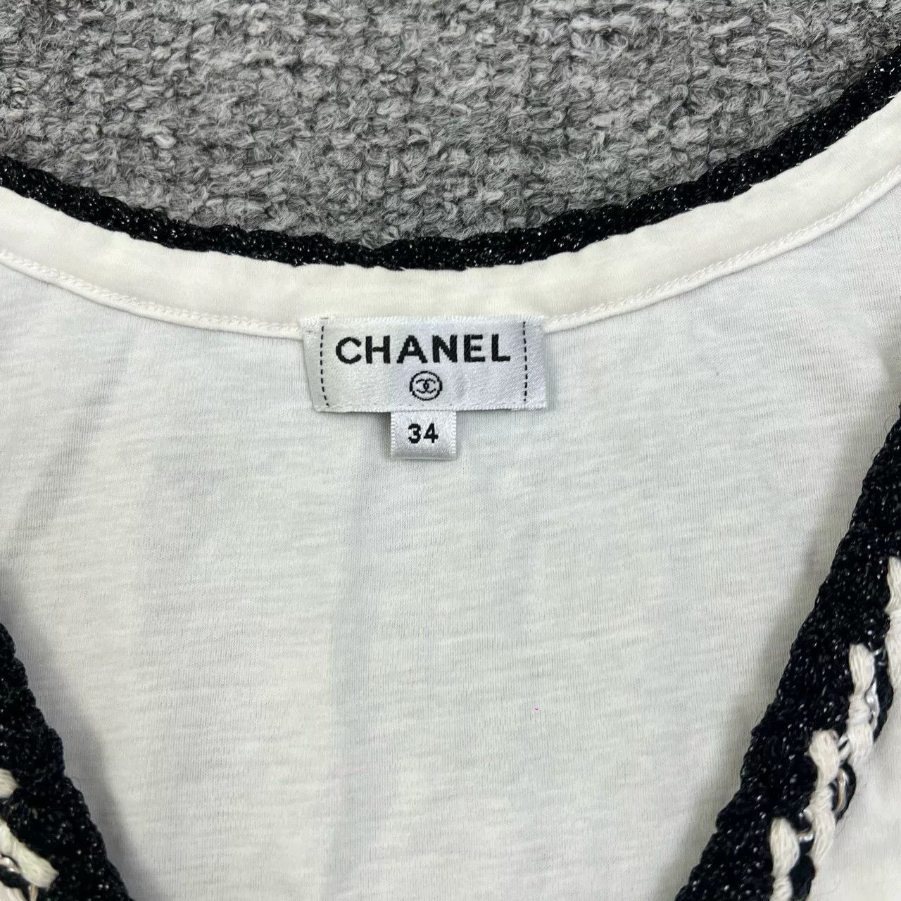 Chanel Chanel White Silver Trim Vest Size XXS / US 00 / IT 34 - 3 Thumbnail