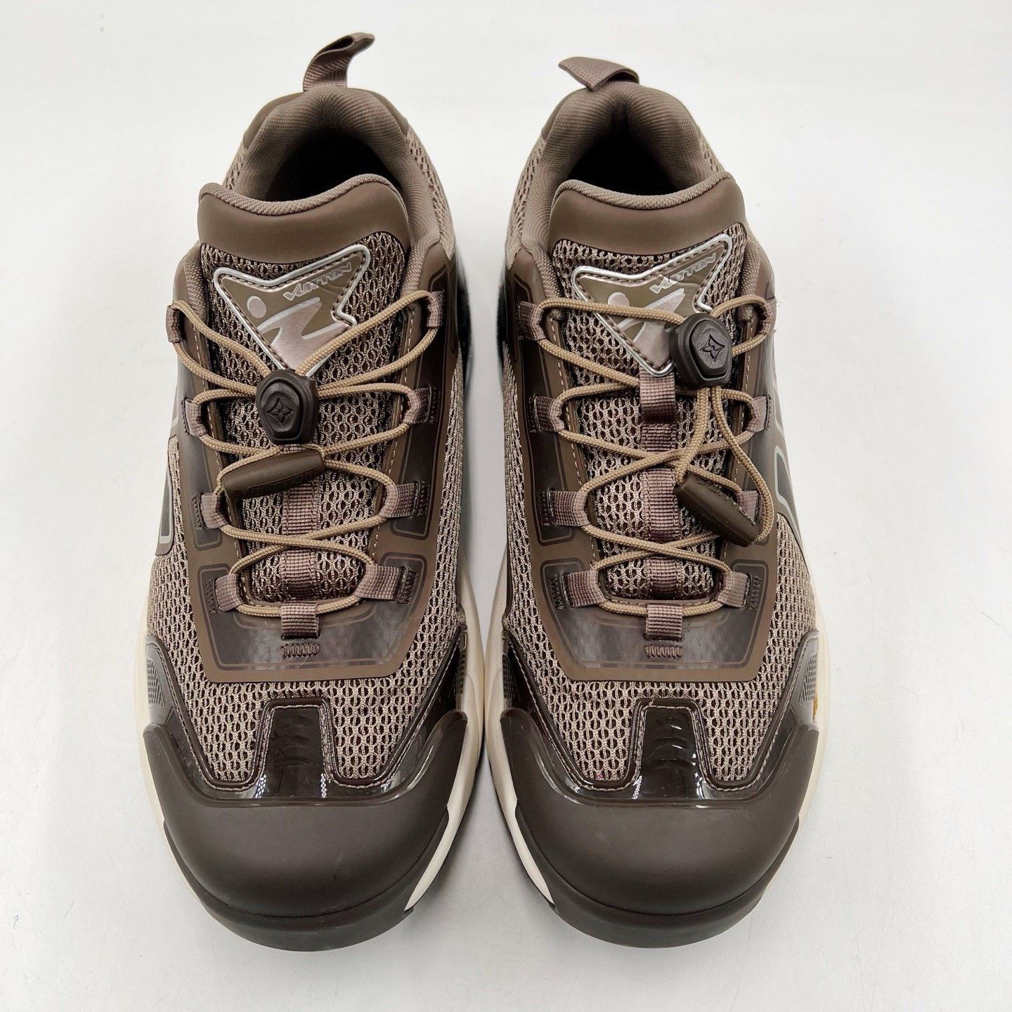 Louis Vuitton Louis Vuitton Runner Tatic Low-Top Sneakers Size US 7.5 / EU 40-41 - 2 Thumbnail