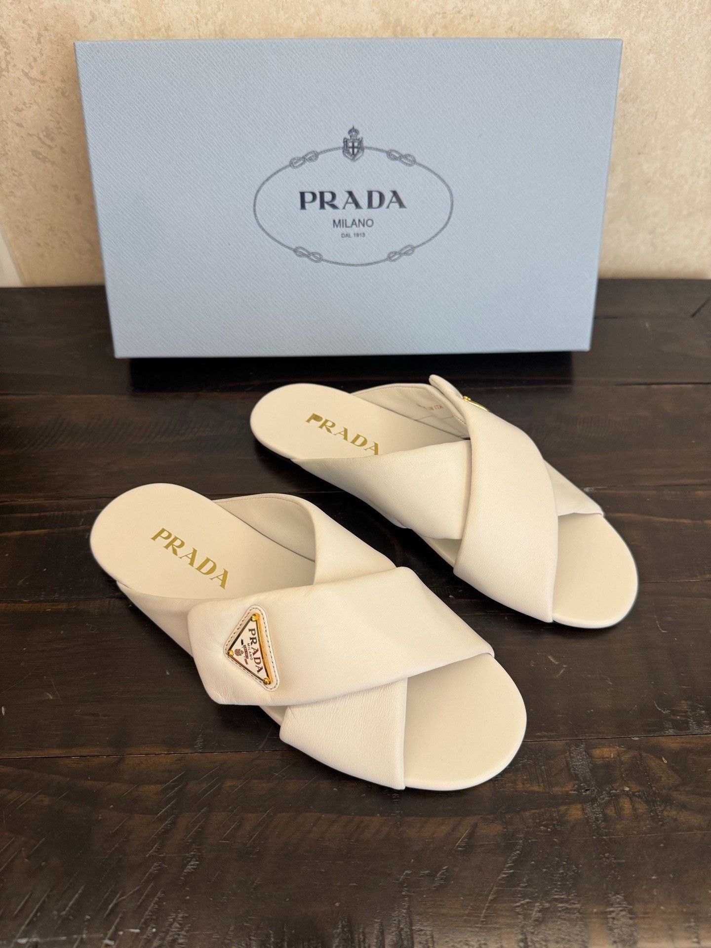 Prada Prada 25 Old Money Slippers Size US 6 / IT 36 - 2 Thumbnail