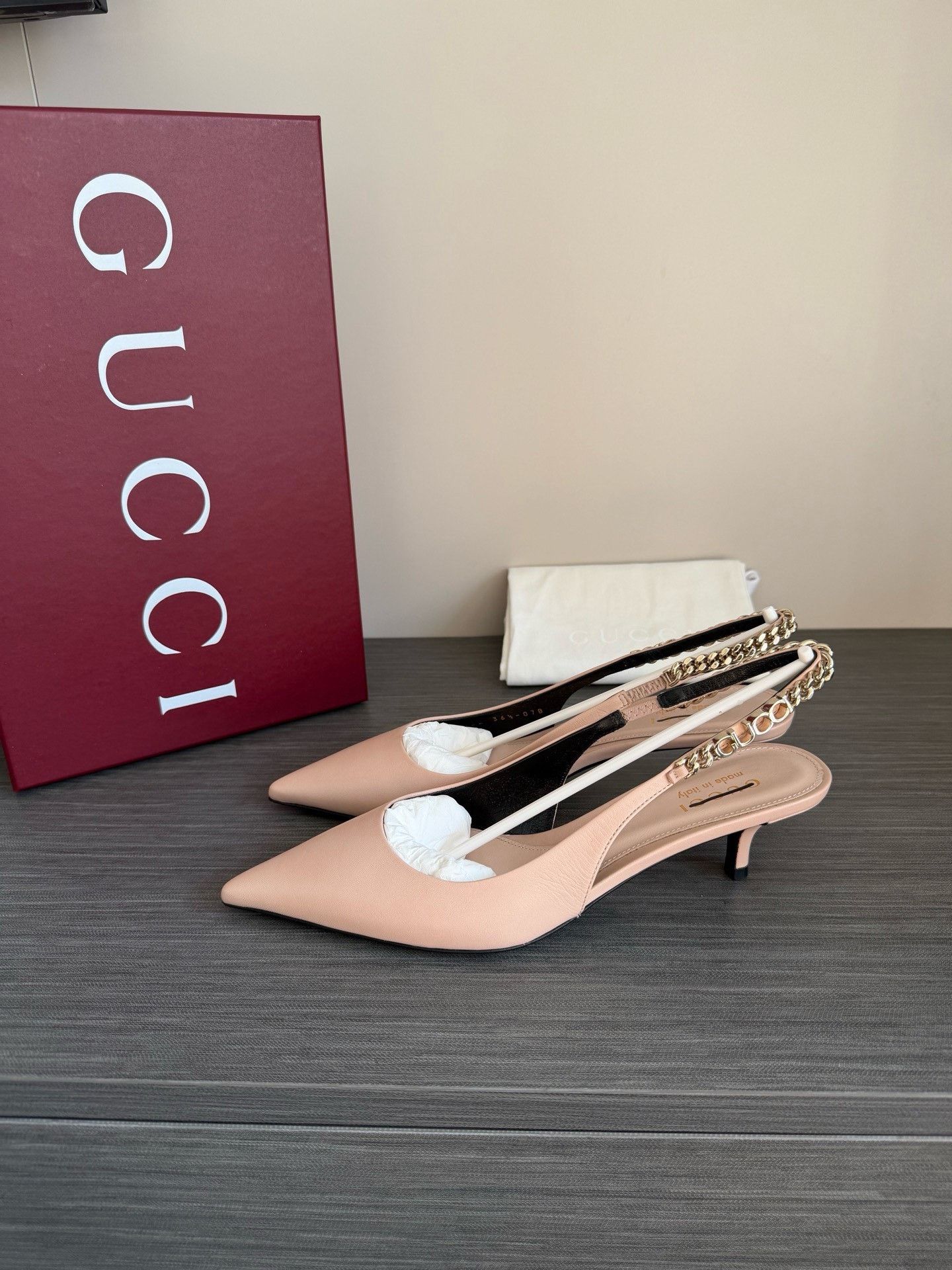 Gucci Gucci Nude Pink Pointed Toe Kitten Heels Size US 5.5 / IT 35.5 - 3 Thumbnail