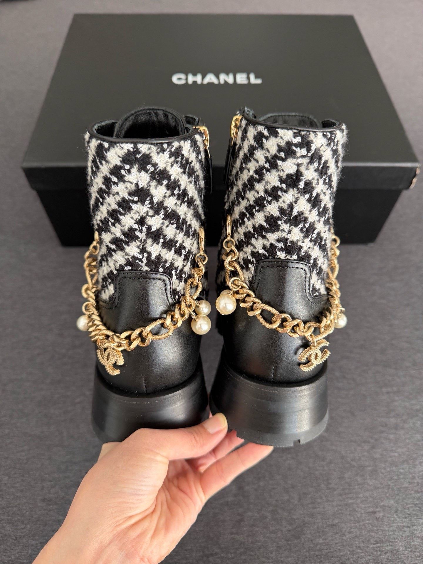 Chanel Chanel Black Houndstooth Tweed Short Boots Size US 4.5 / IT 34.5 - 5 Thumbnail