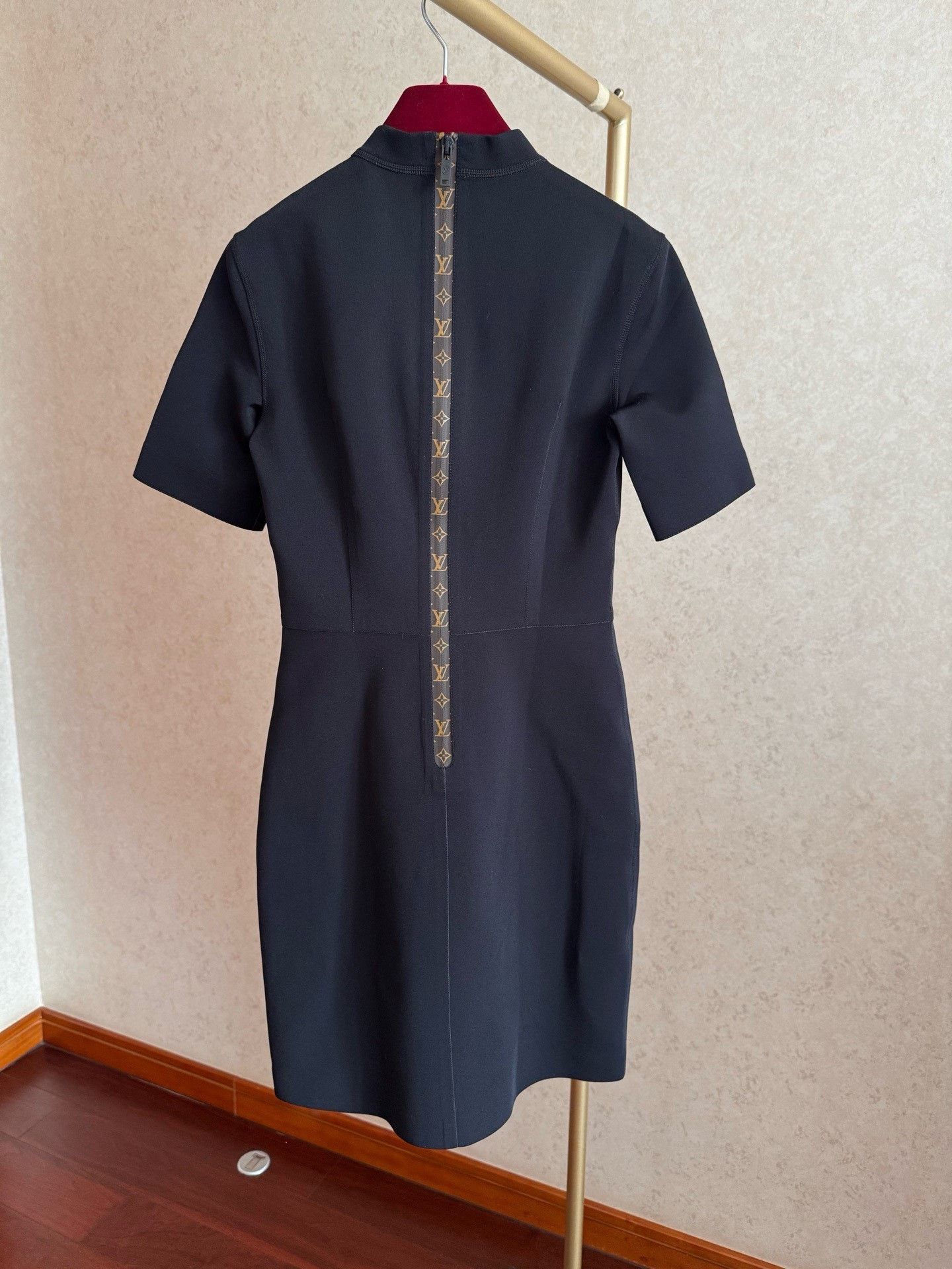 Louis Vuitton LV Short Sleeve Sheath Dress Size XS / US 0-2 / IT 36-38 - 2 Thumbnail