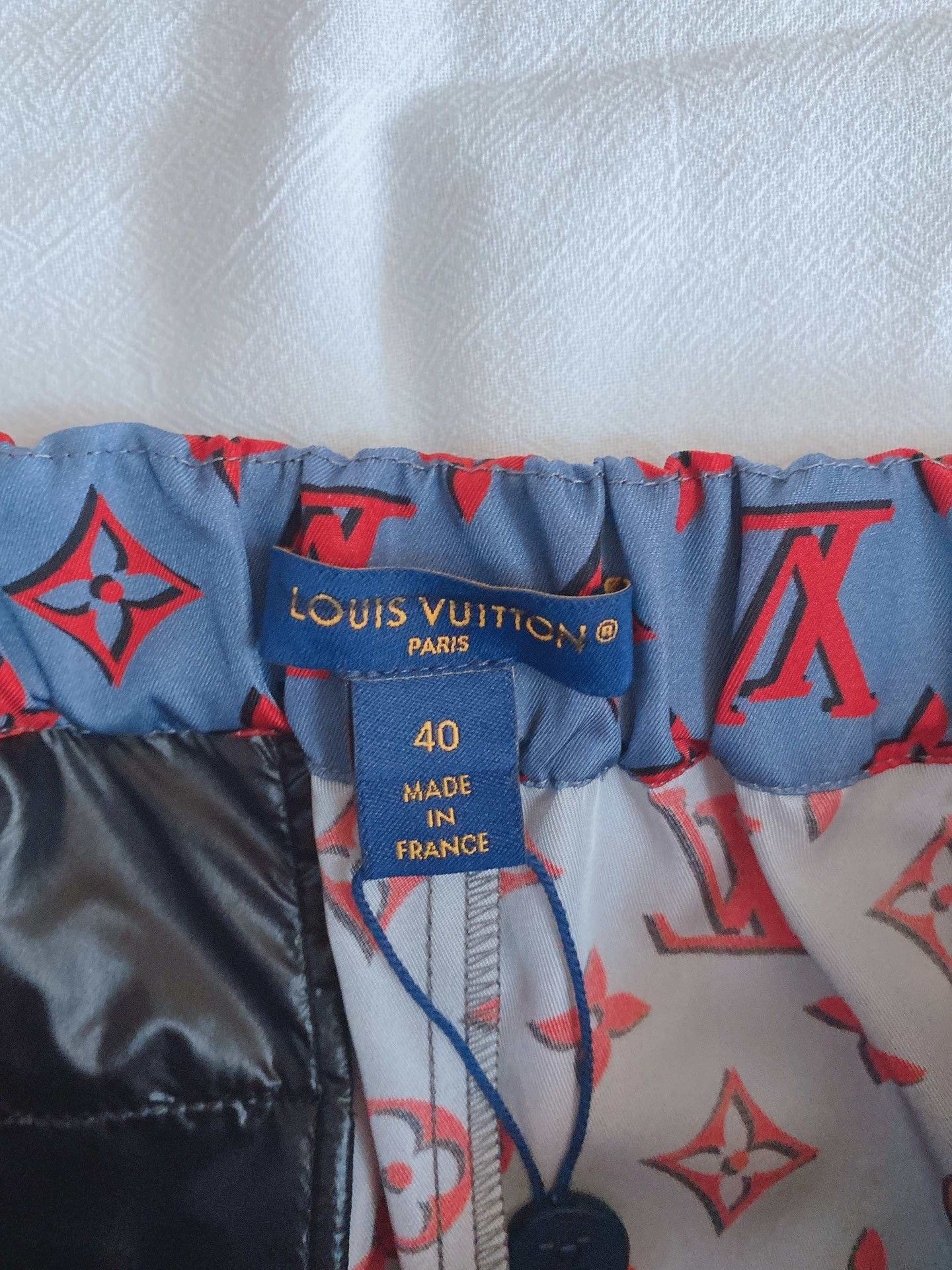 Louis Vuitton LV Monogram Logo Shorts Size US 28 / EU 44 - 3 Thumbnail