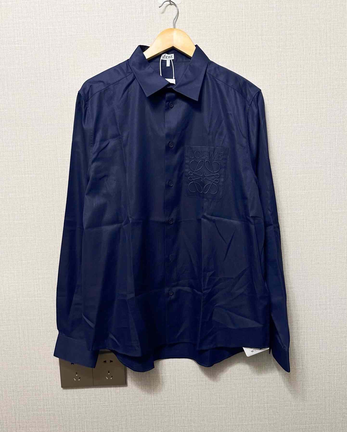 Loewe Loewe Classic Embroidered Logo Long-sleeve Shirt Size US XXS / EU 40 - 4 Thumbnail