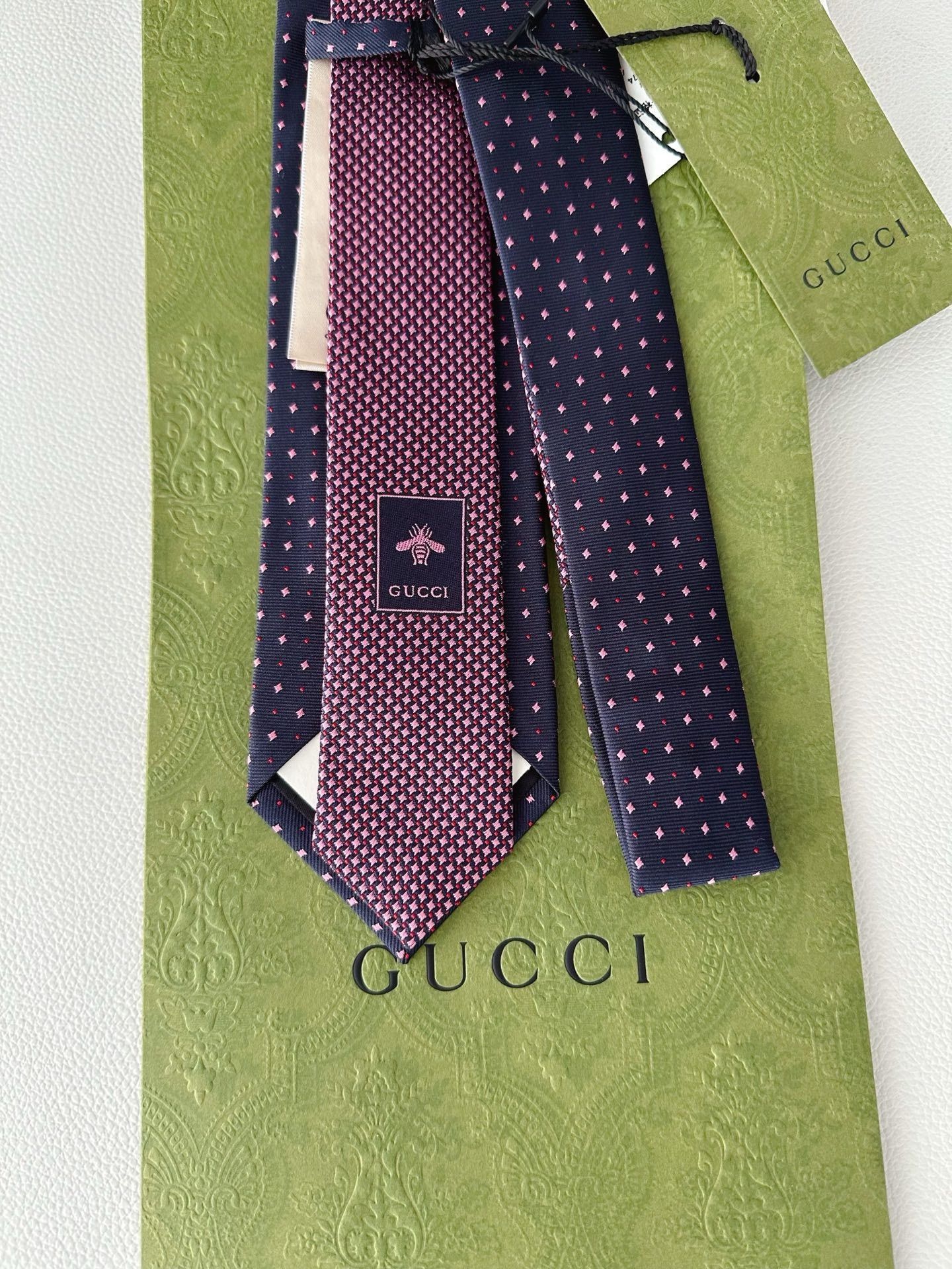 Gucci Gucci GG Embroidered Polka Dot Tie Size ONE SIZE - 3 Thumbnail