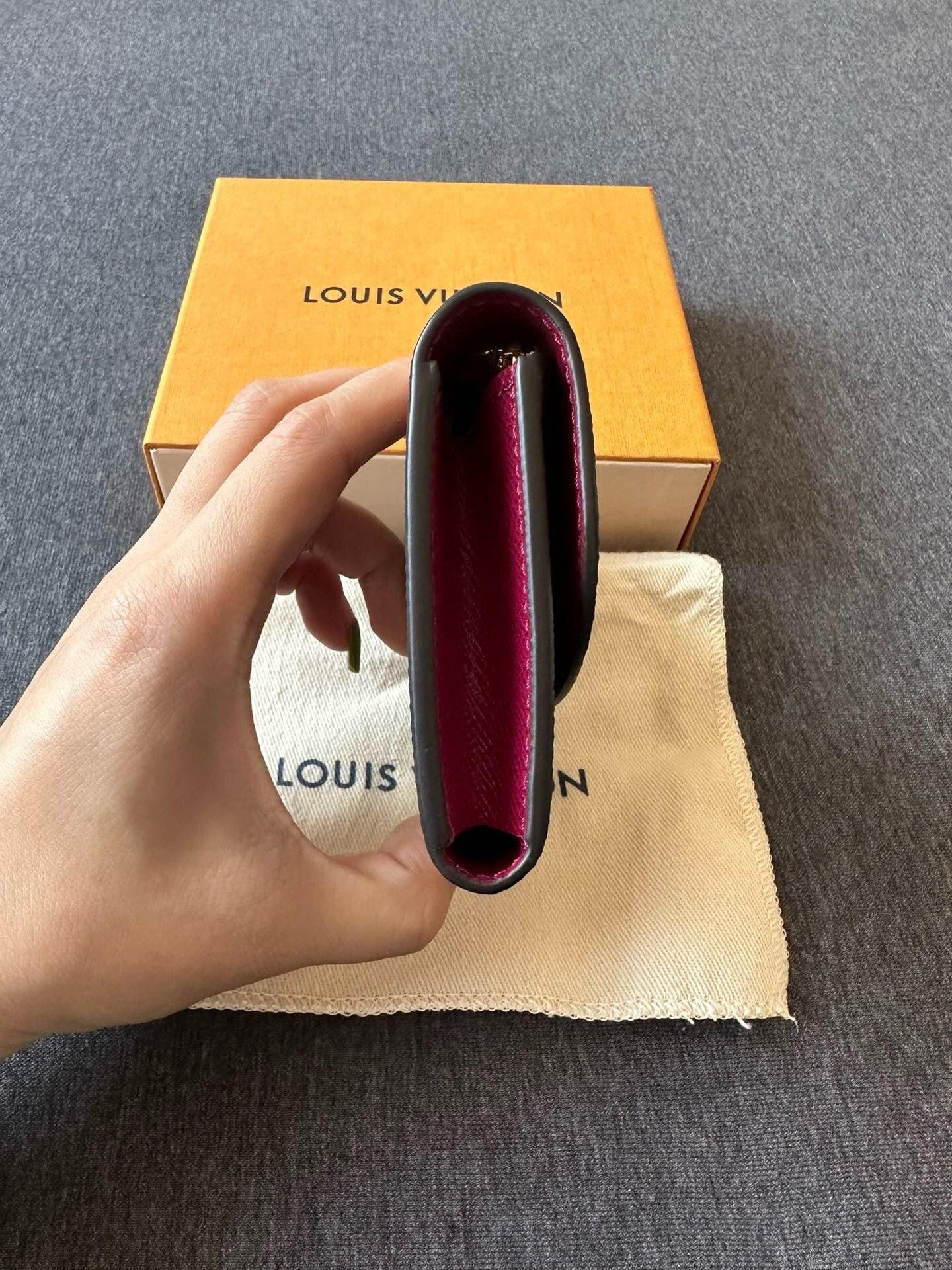 Louis Vuitton LV Classic Monogram Small Wallet Size ONE SIZE - 3 Thumbnail