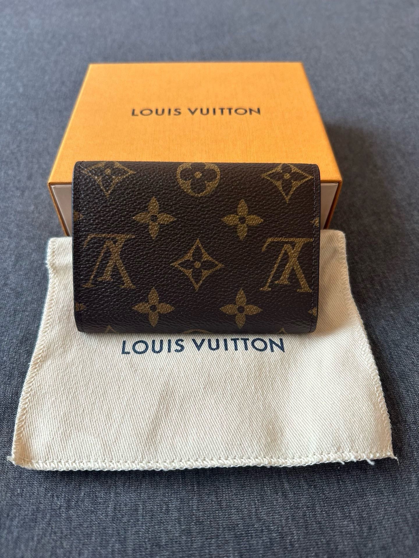 Louis Vuitton LV Classic Monogram Small Wallet Size ONE SIZE - 2 Thumbnail