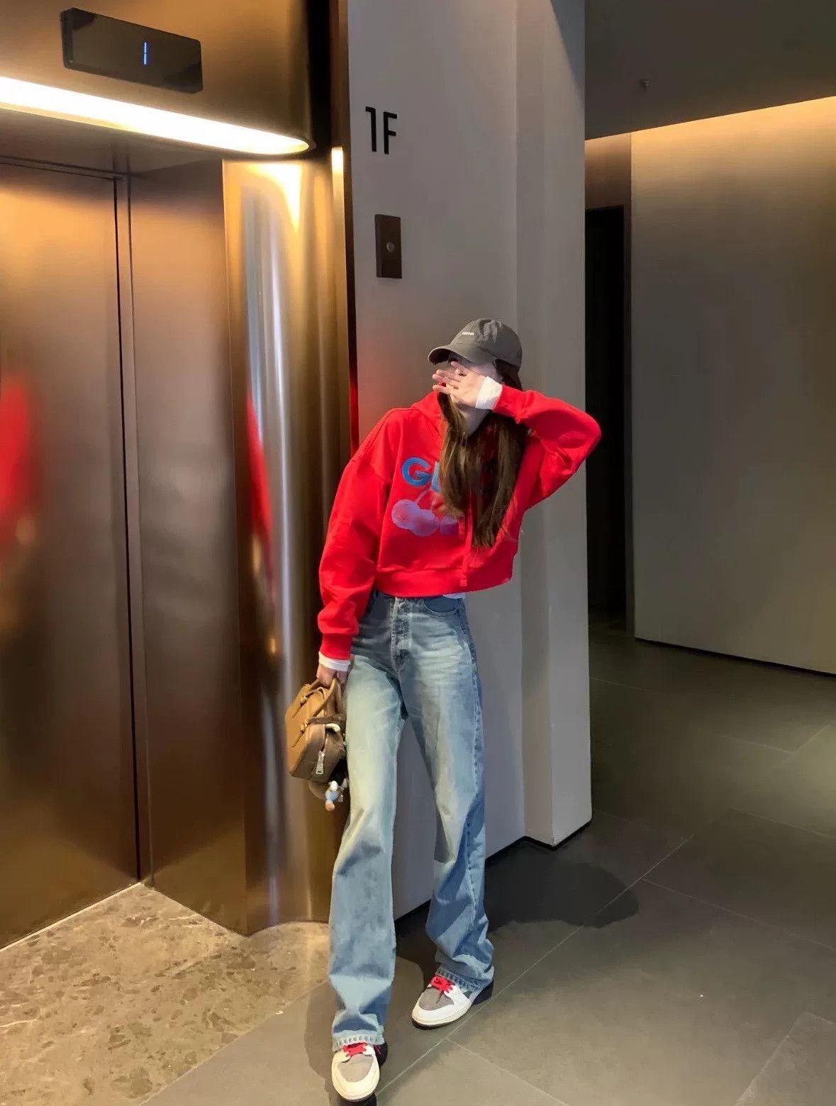 Gucci Gucci Limited Cropped Hoodie Embroidered Cherry Size M / US 6-8 / IT 42-44 - 6 Thumbnail