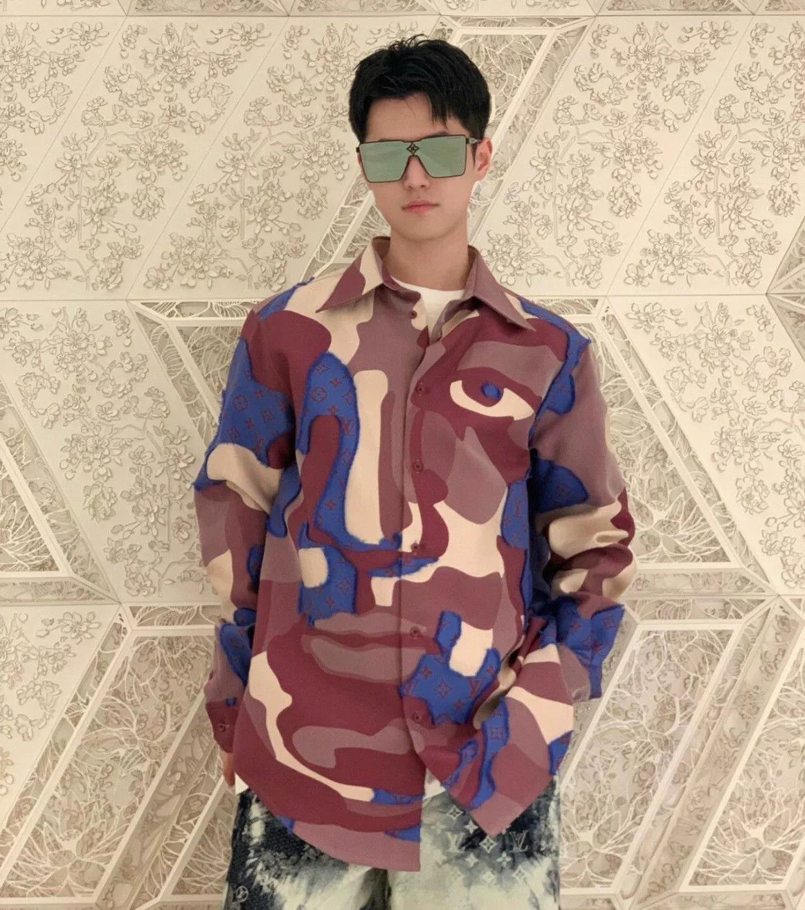 Louis Vuitton LV Camouflage Monogram Shirt Jacket Size US S / EU 44-46 / 1 - 7 Thumbnail