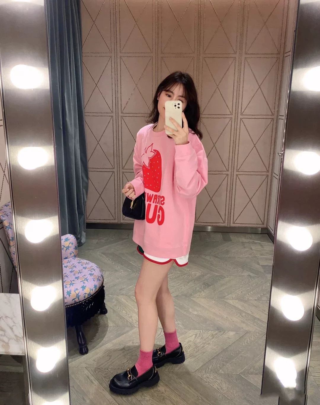 Gucci Gucci Pink Strawberry Print Crewneck Sweatshirt Size XS / US 0-2 / IT 36-38 - 7 Thumbnail