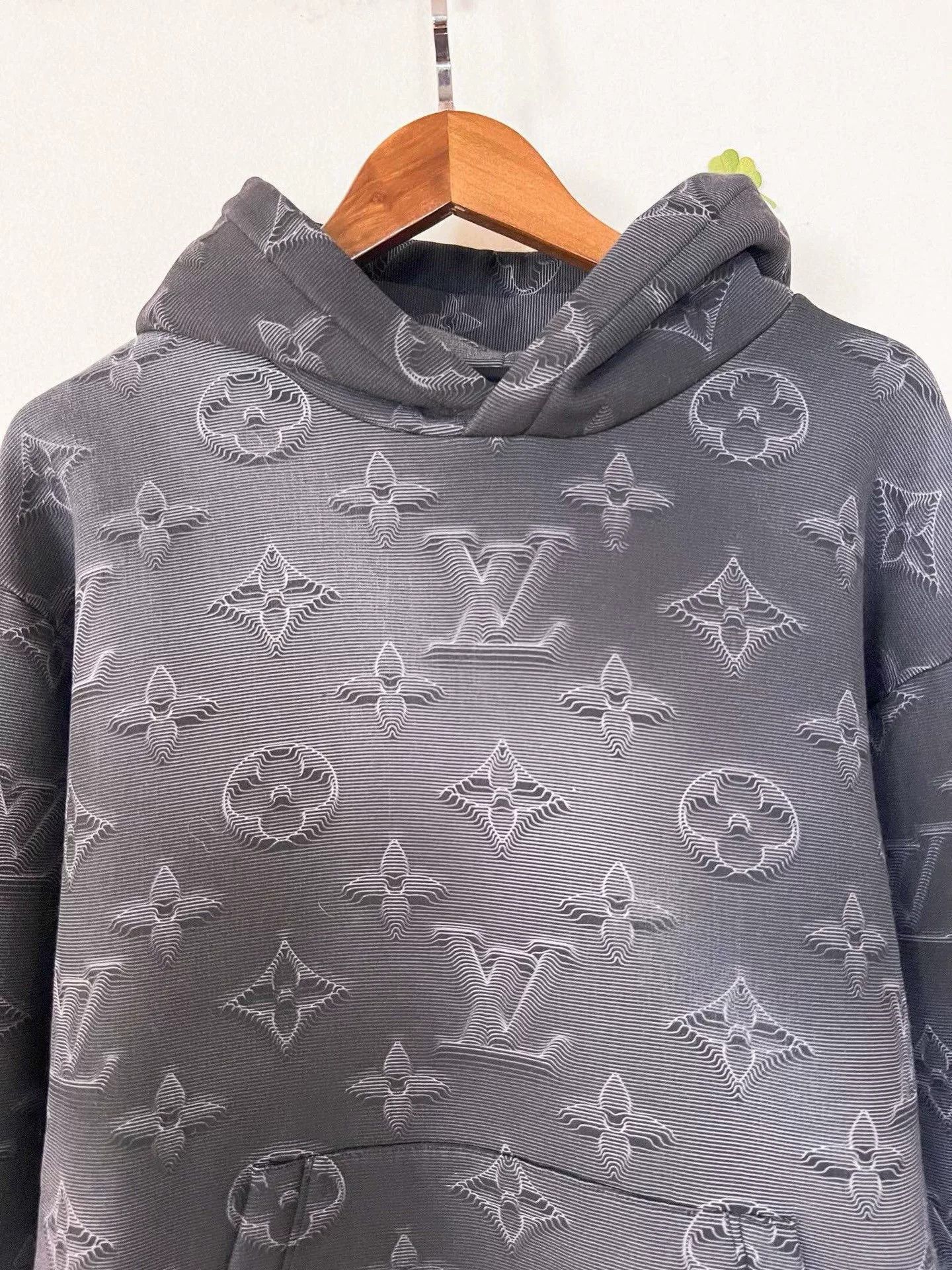 Louis Vuitton LV 2054 Series Full Logo Hoodie Size US L / EU 52-54 / 3 - 4 Thumbnail