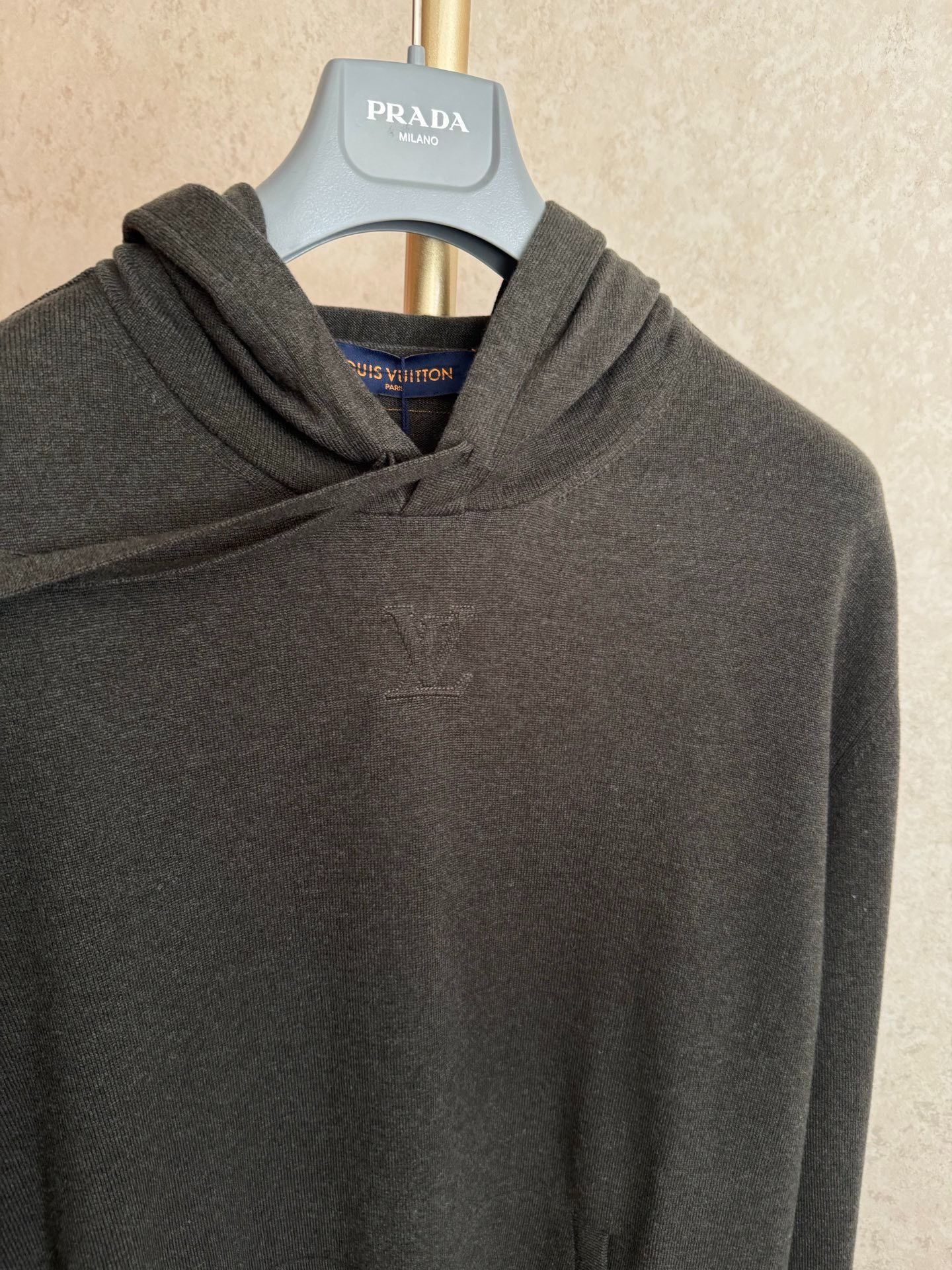 Louis Vuitton LV Men's Knitted Cashmere Sweater Size US XXL / EU 58 / 5 - 2 Thumbnail