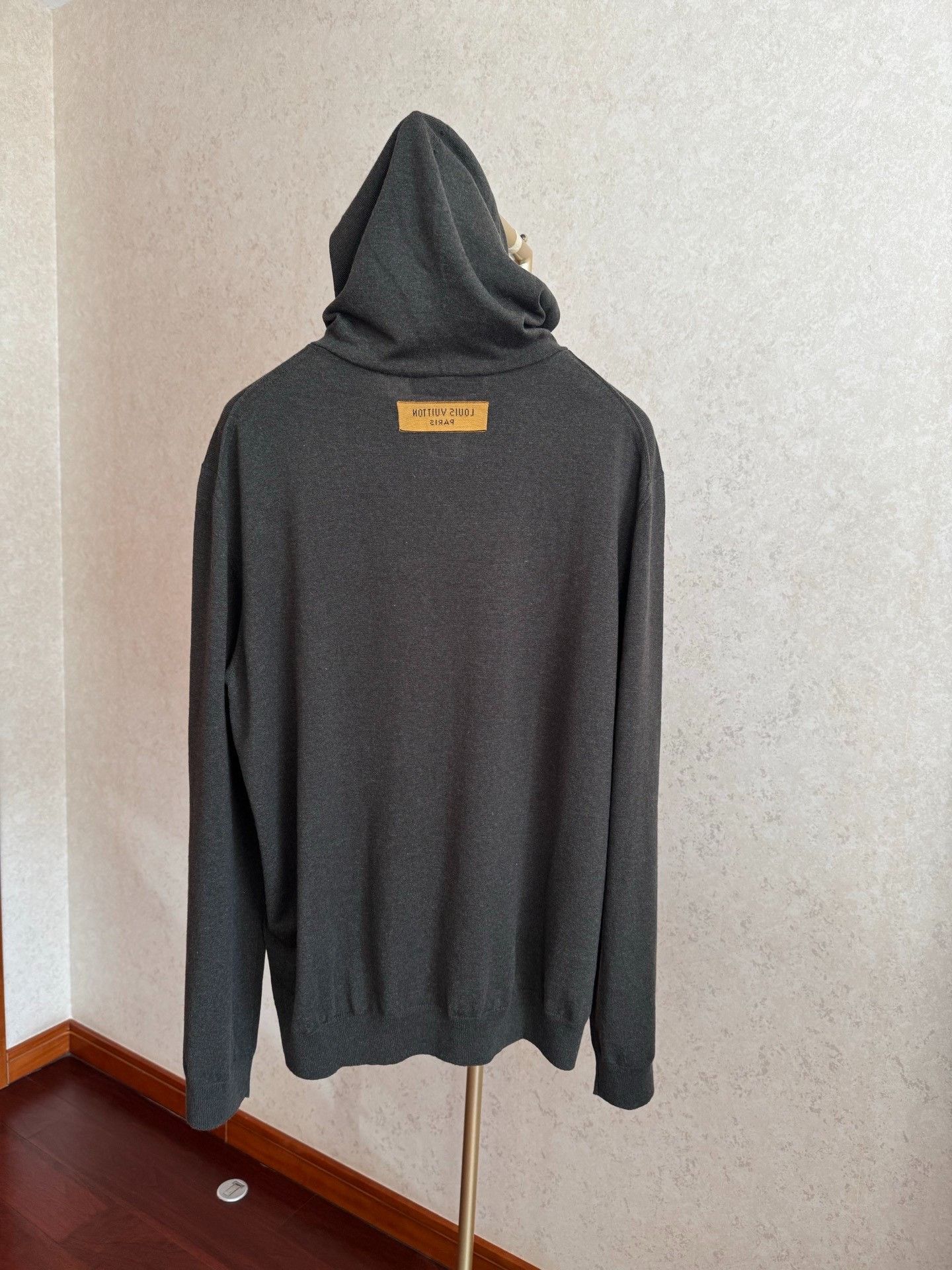 Louis Vuitton LV Men's Knitted Cashmere Sweater Size US XXL / EU 58 / 5 - 3 Thumbnail