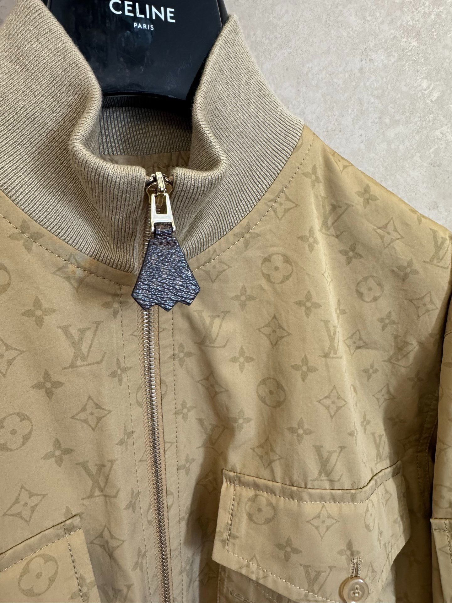 Louis Vuitton LV Full Logo Jacket Size S / US 4 / IT 40 - 2 Thumbnail