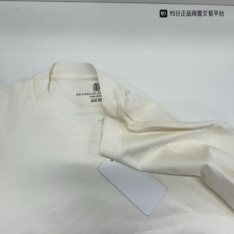 Brunello Cucinelli Brunello Cucinelli Men's Solid Crew Neck Long-Sleeve T-Shirt Size US M / EU 48-50 / 2 - 6 Thumbnail