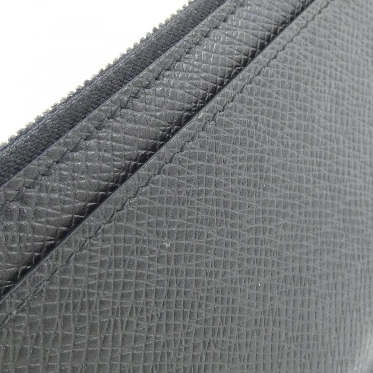 Louis Vuitton Louis Vuitton Louis Vuitton Taiga Leather Coin Card Holder Leather Coin Case M62914 DUTY FREE for USA Size ONE SIZE - 4 Thumbnail
