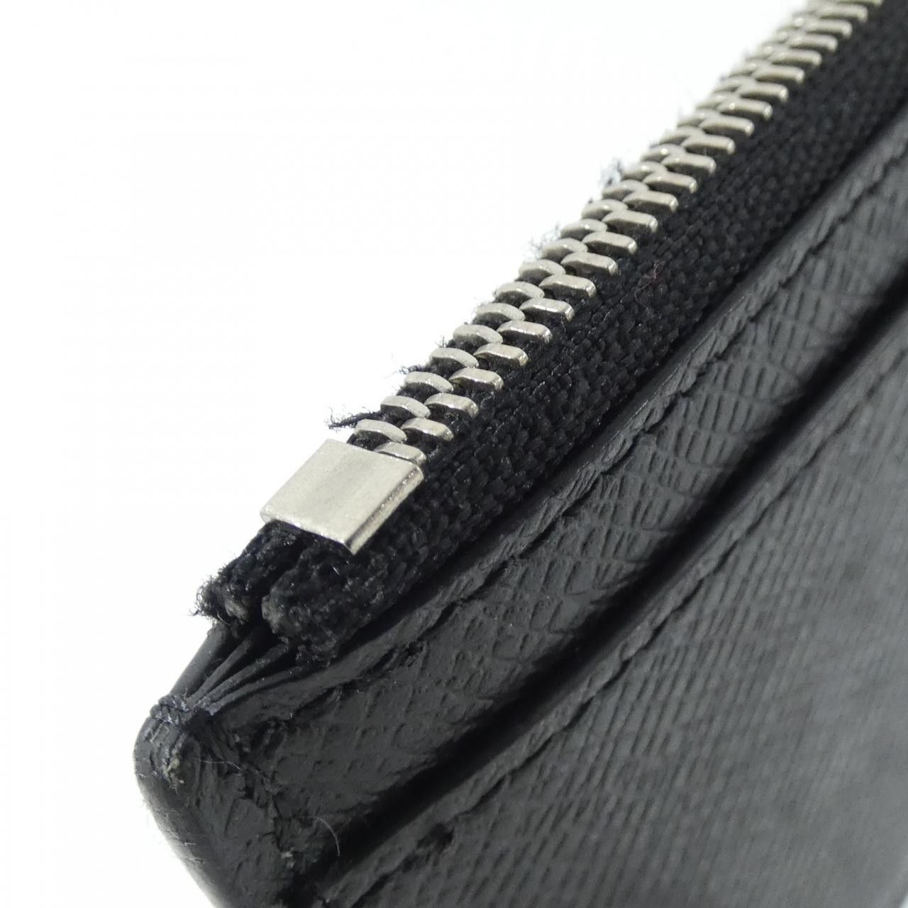 Louis Vuitton Louis Vuitton Louis Vuitton Taiga Leather Coin Card Holder Leather Coin Case M62914 DUTY FREE for USA Size ONE SIZE - 5 Thumbnail