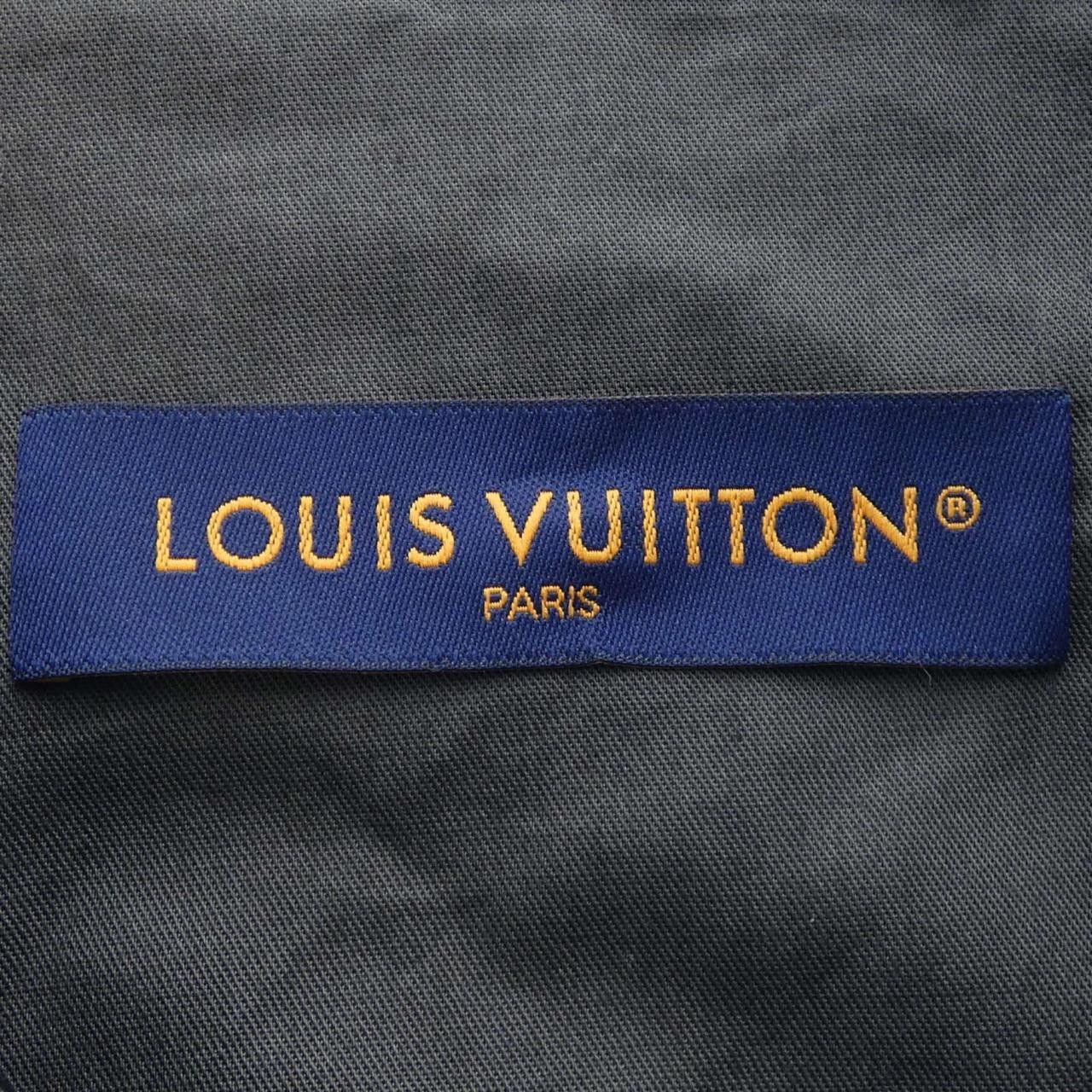 Louis Vuitton Louis Vuitton Louis Vuitton Shirt Textile Dress Shirt HQFS1W213 DUTY FREE for USA Size ONE SIZE - 4 Thumbnail