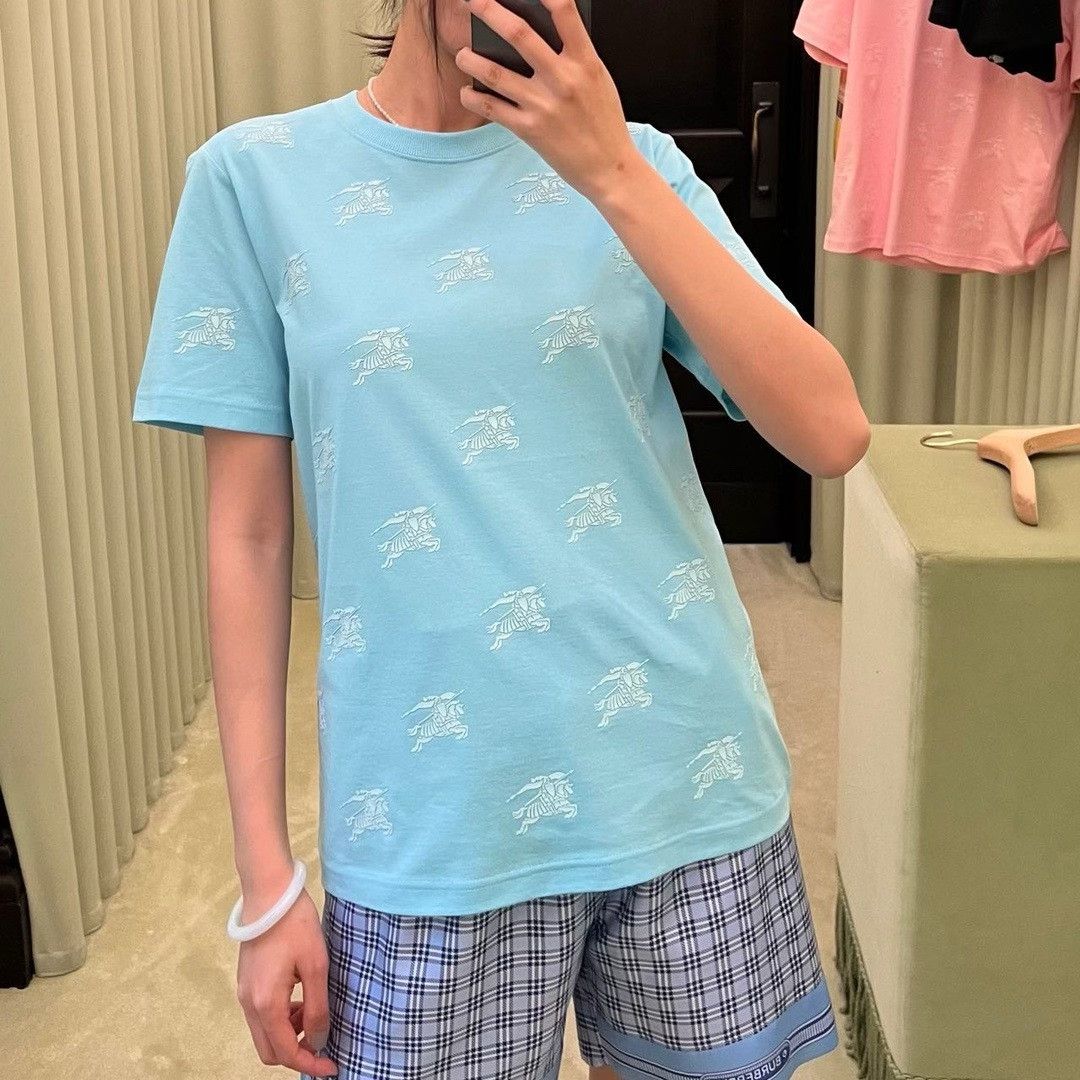 Burberry Burberry Raised Knight Short Sleeve Size US S / EU 44-46 / 1 - 7 Thumbnail