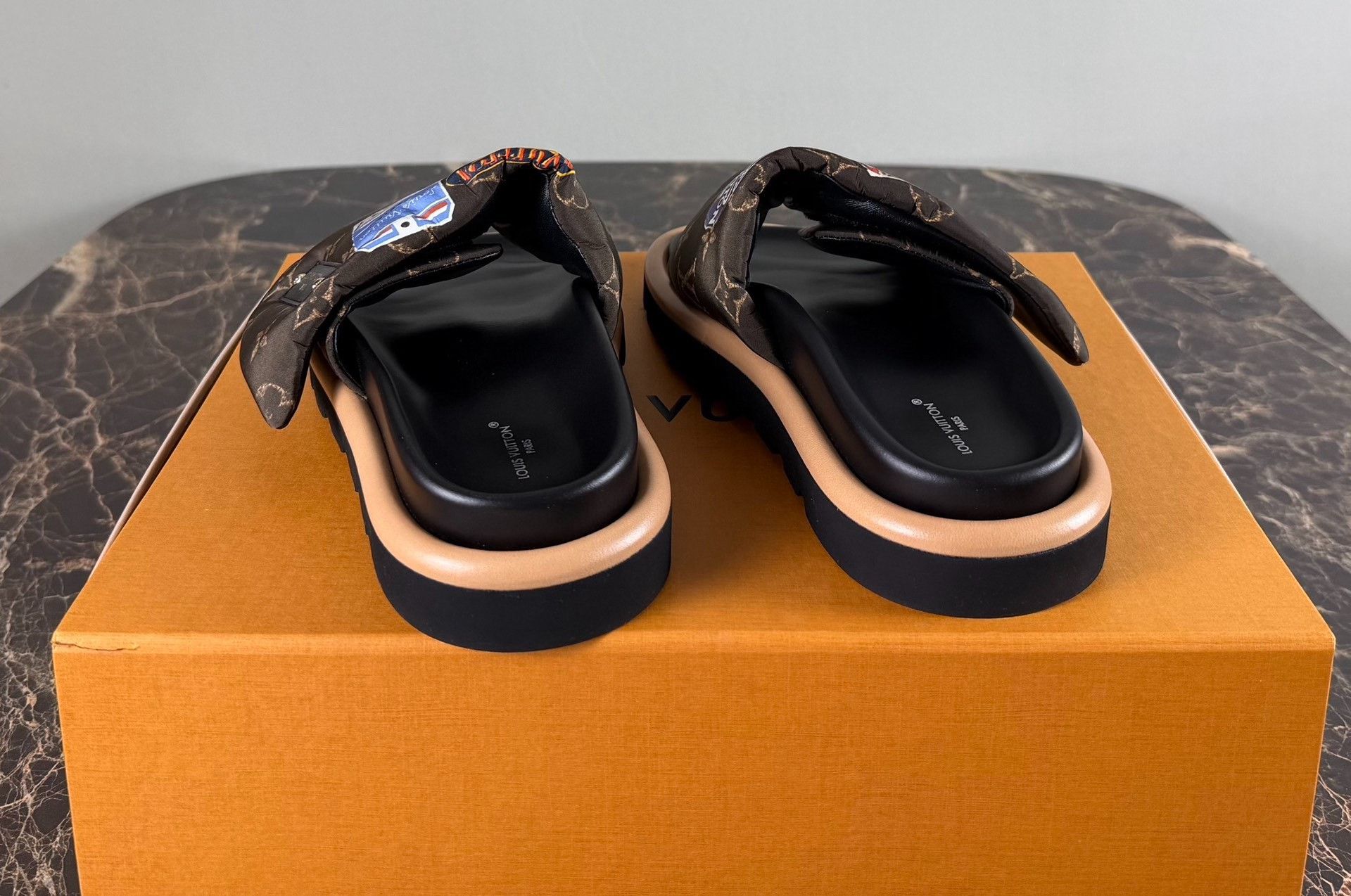 Louis Vuitton LV Women's Adjustable Velcro Slippers Size US 6 / IT 36 - 2 Thumbnail