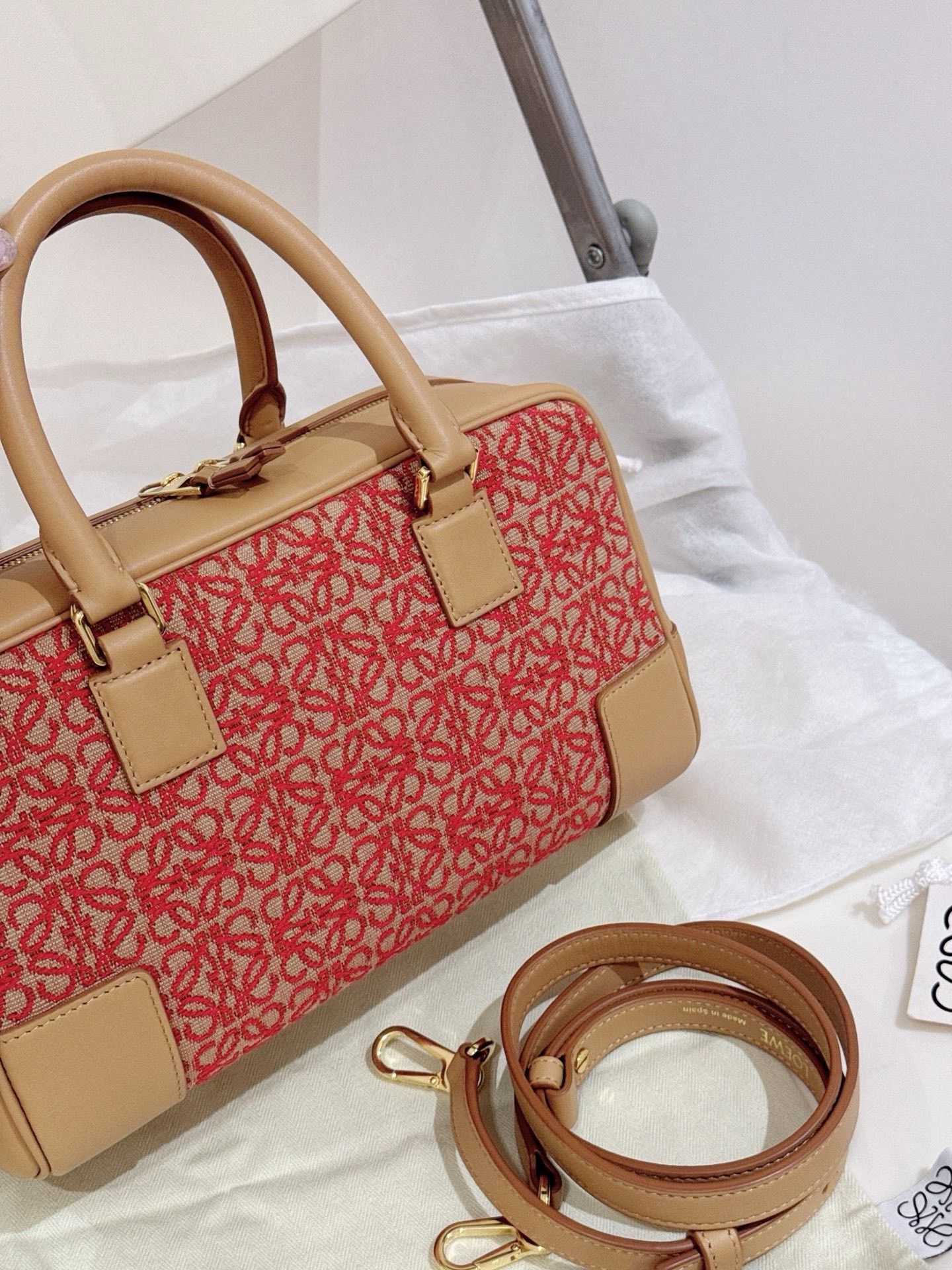 Loewe LOEWE Amazona 23 Small Monogram Bowling Bag Size ONE SIZE - 5 Thumbnail