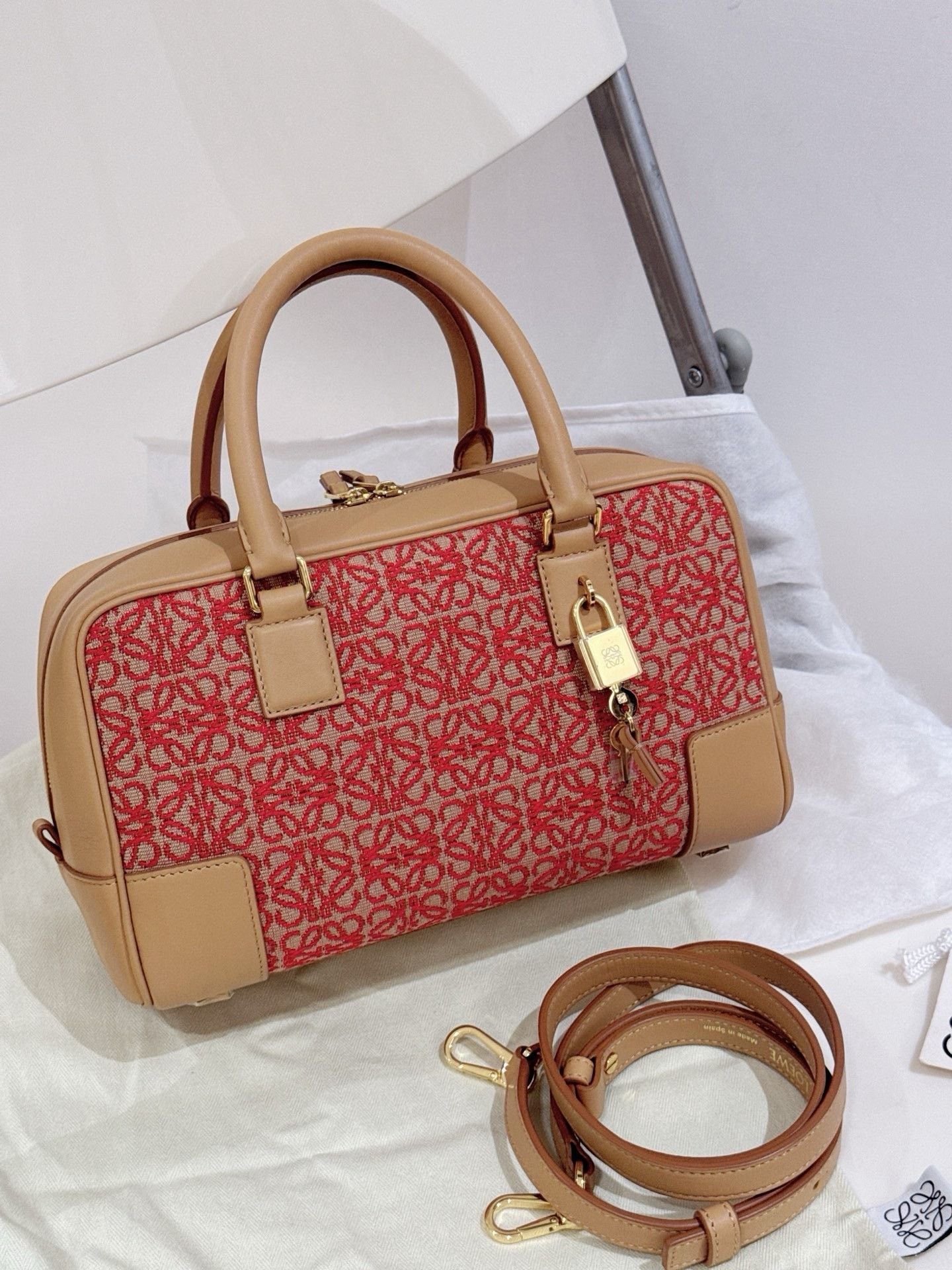Loewe LOEWE Amazona 23 Small Monogram Bowling Bag Size ONE SIZE - 2 Thumbnail