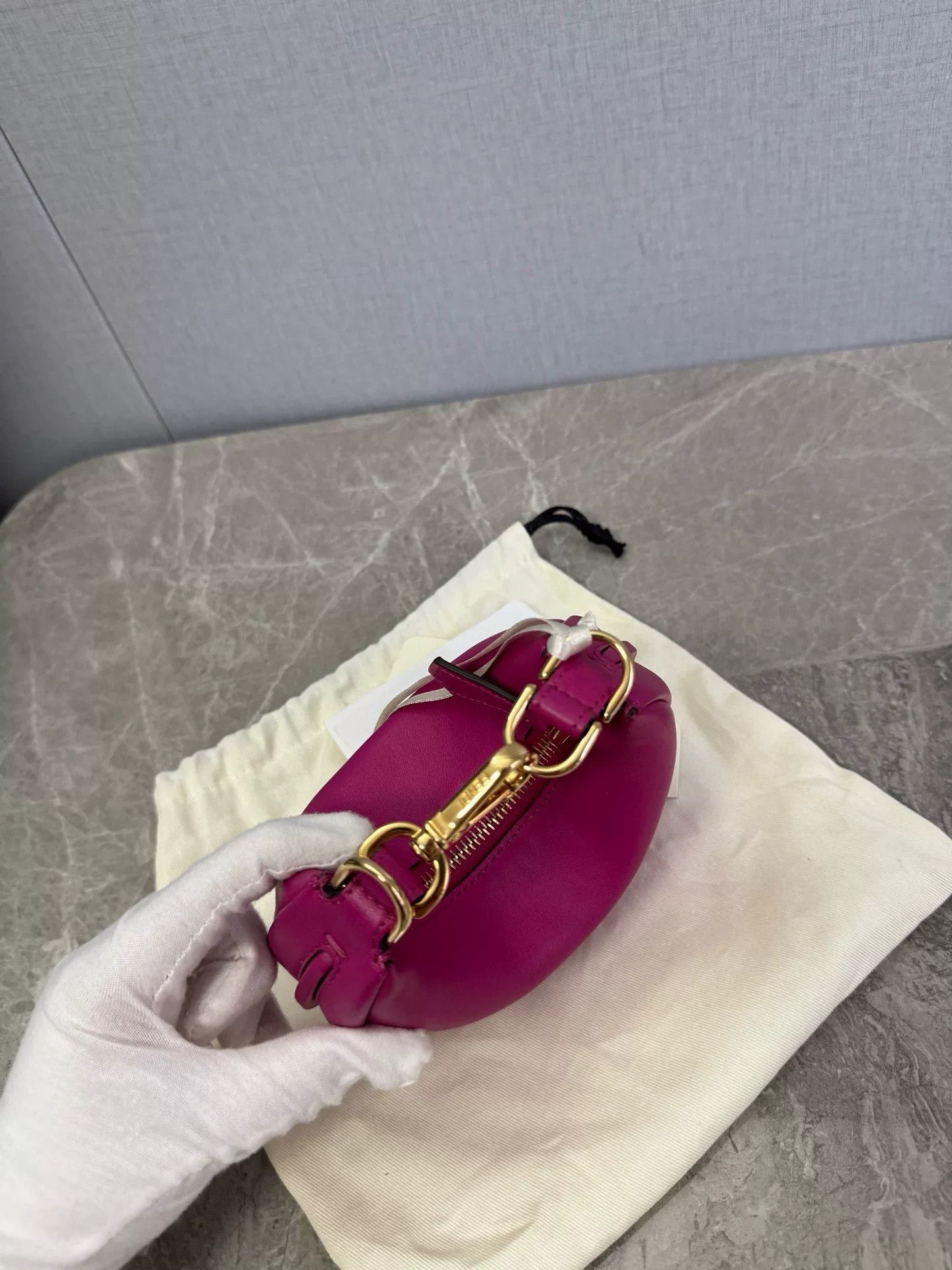 Fendi FENDI Vintage Gold Logo Ultra-Mini Wrist Bag Size ONE SIZE - 2 Thumbnail
