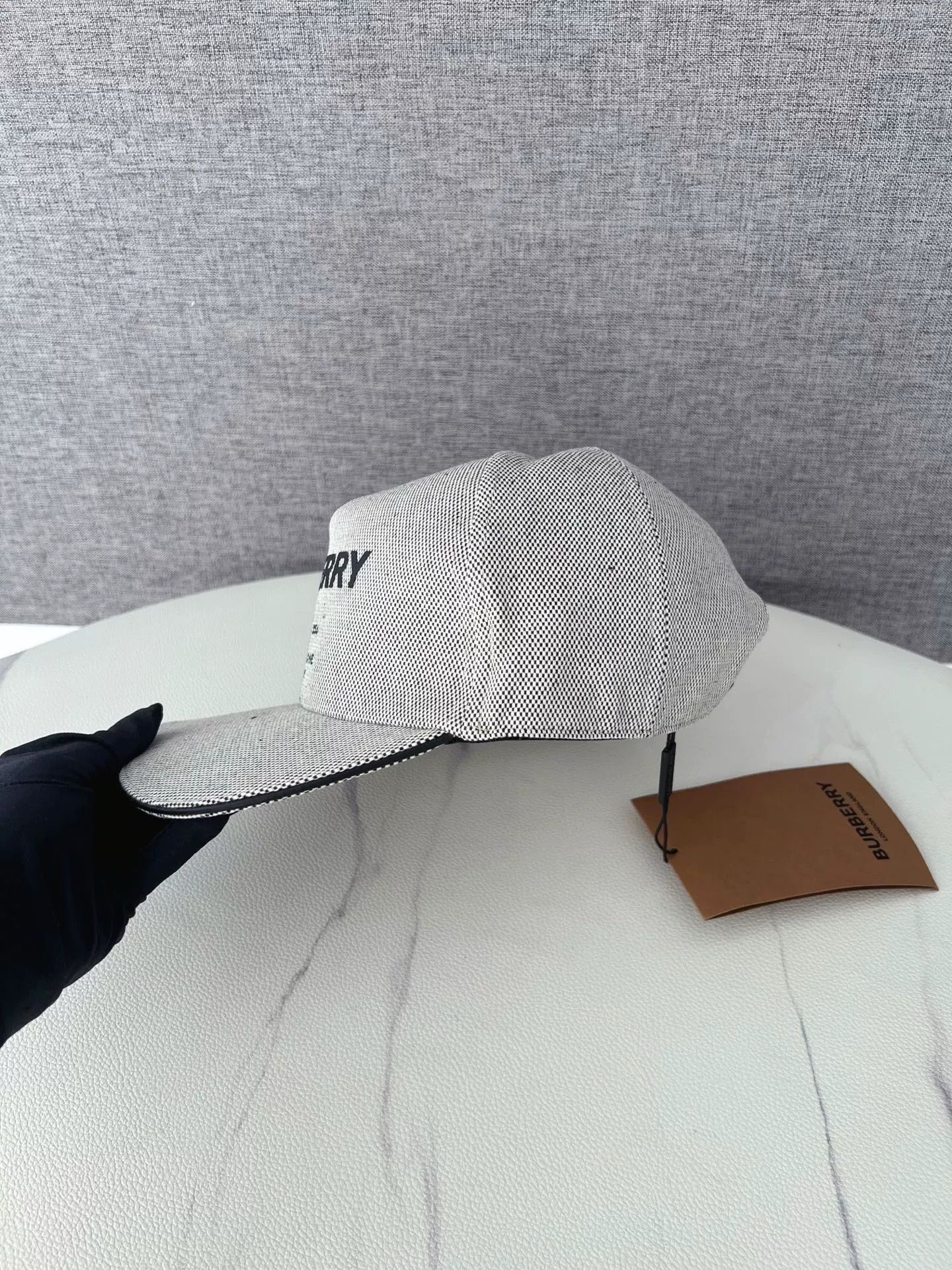 Burberry Burberry Classic Black Logo Baseball Cap Size ONE SIZE - 2 Thumbnail