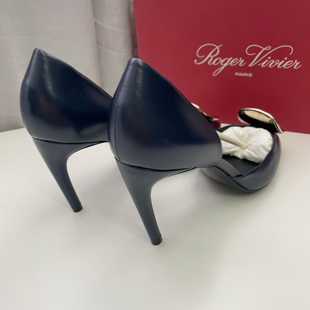 Roger Vivier Roger Vivier Classic Square Buckle Heels Size US 7.5 / IT 37.5 - 4 Thumbnail