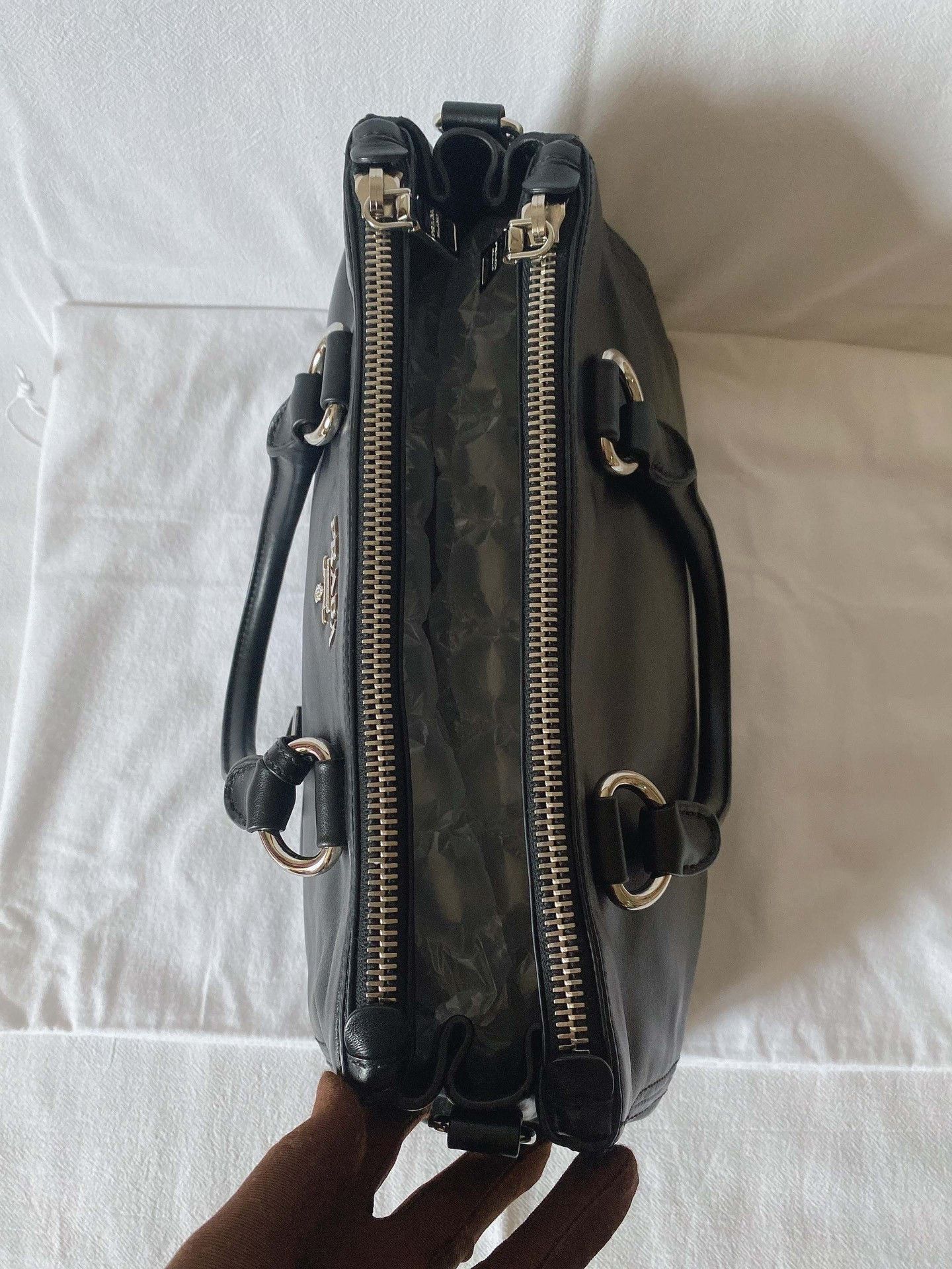 Prada Prada Black Soft Leather Medium Bag Size ONE SIZE - 3 Thumbnail