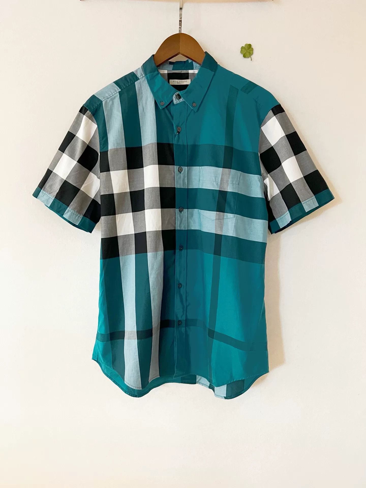 Burberry Burberry Men's Green Plaid Short-sleeve Shirt Size US L / EU 52-54 / 3 - 8 Thumbnail
