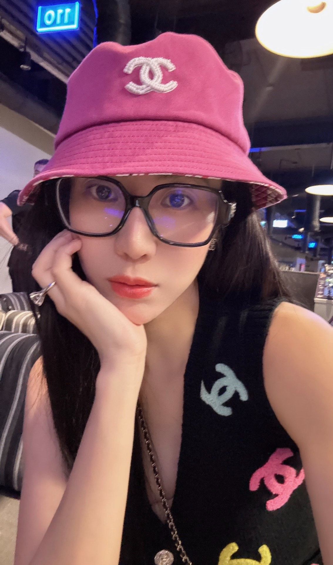 Chanel Chanel Pearl CC Logo Bucket Hat Size ONE SIZE - 7 Thumbnail