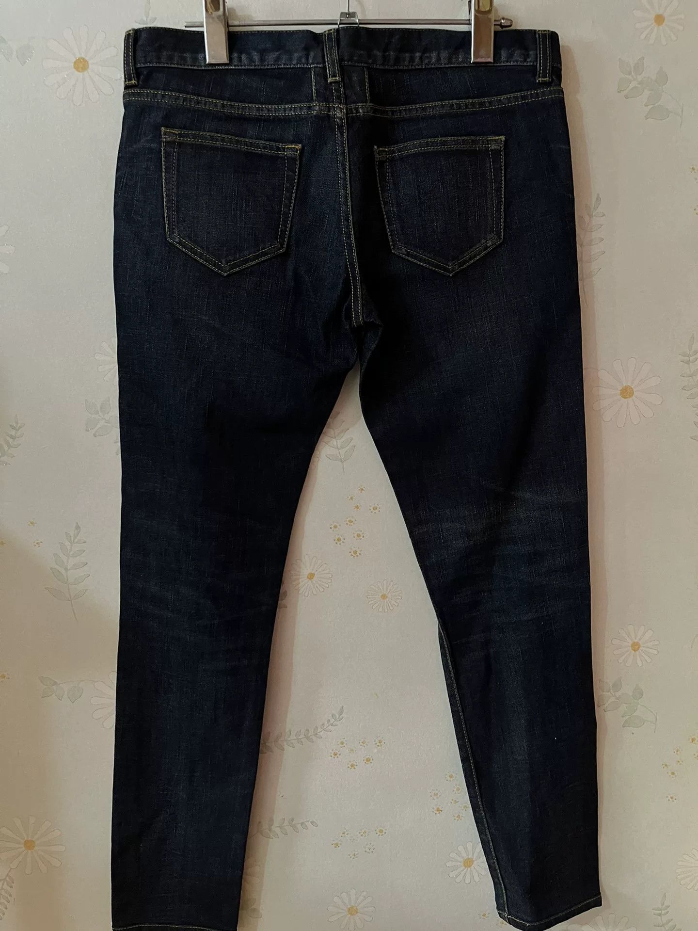 Saint Laurent Paris Saint Laurent Women's Slim Fit Jeans 30 Size 30" / US 8 / IT 44 - 3 Thumbnail