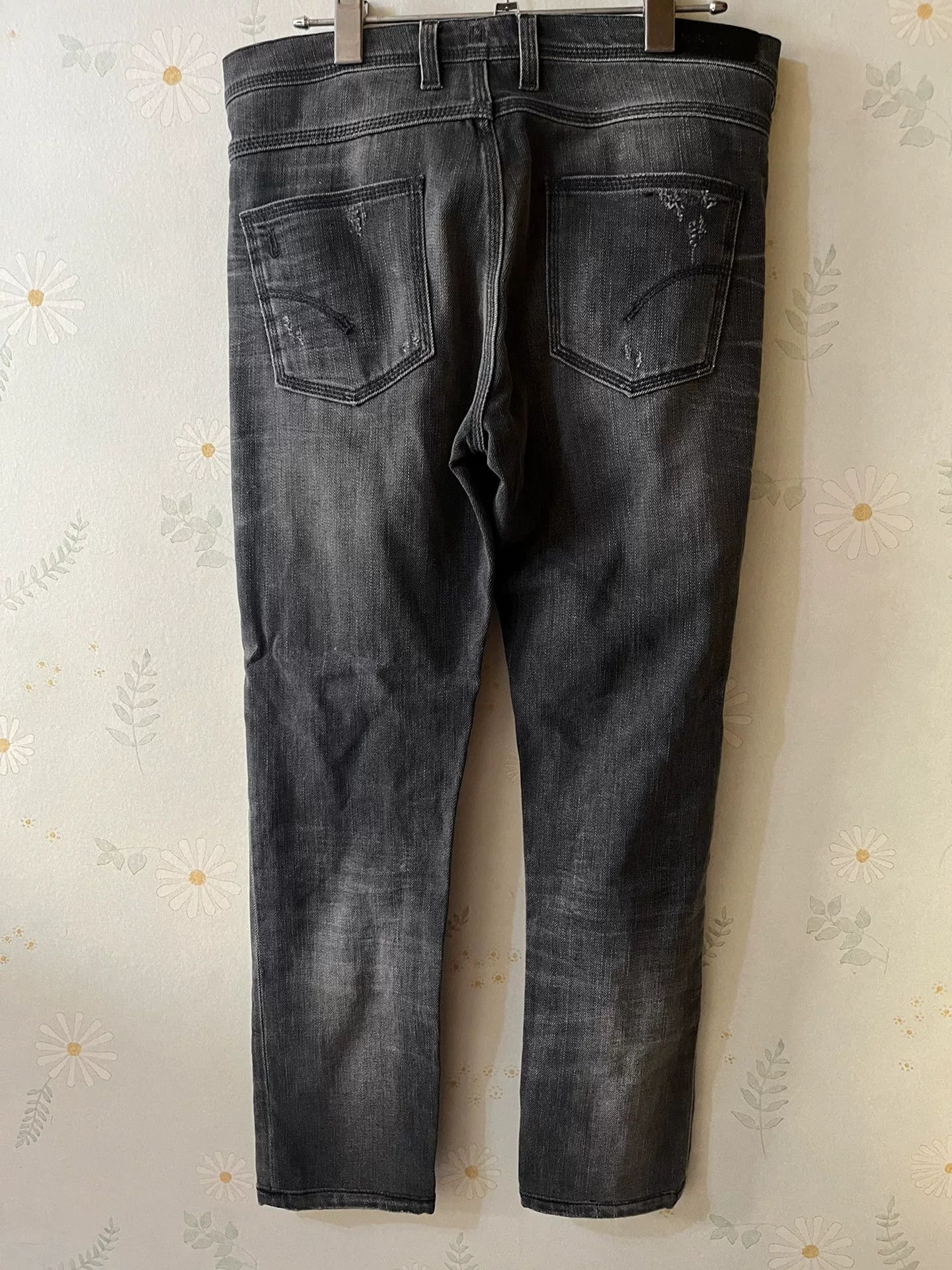 Neil Barrett Neil Barrett Men's Gray Super Skinny Jeans Size US 32 / EU 48 - 2 Thumbnail