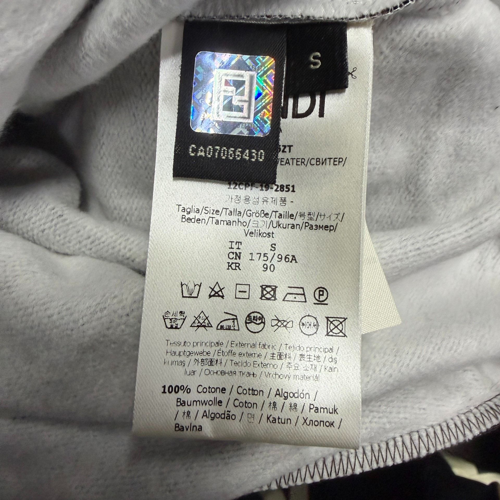 Fendi Fendi Retro Hoodie S Women Size S / US 4 / IT 40 - 4 Thumbnail
