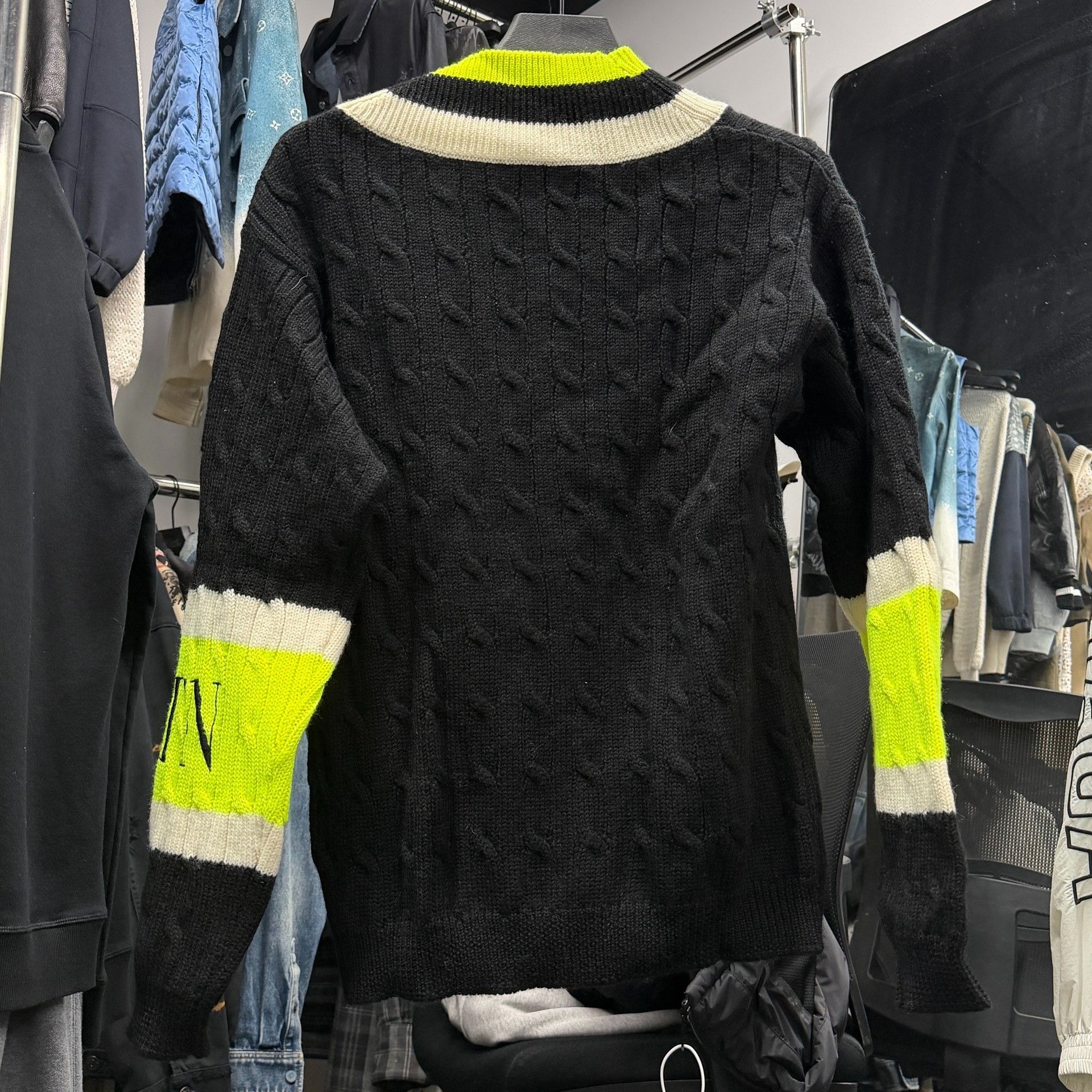 Valentino Valentino Knit Sweater M Women Size M / US 6-8 / IT 42-44 - 5 Thumbnail