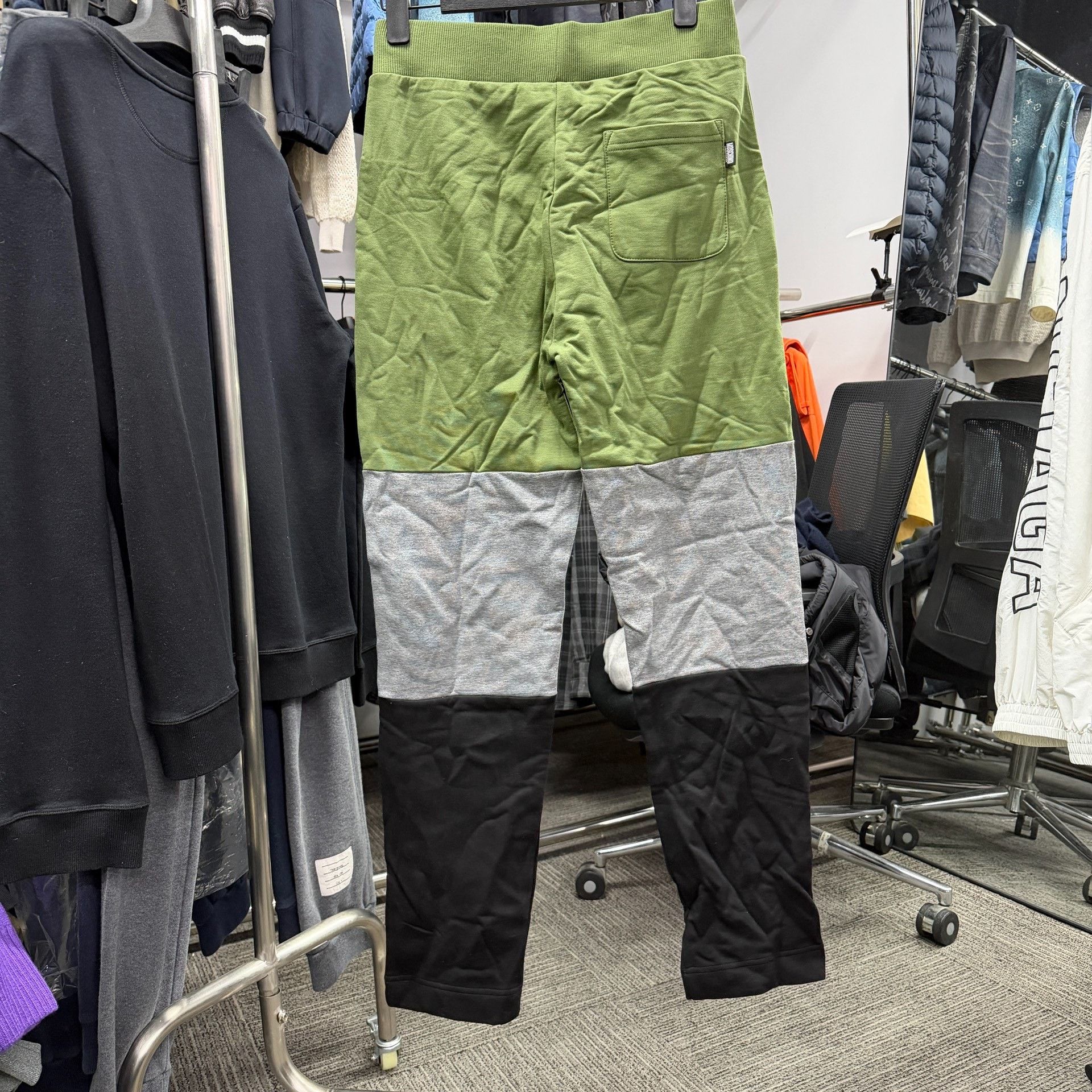 Moschino Moschino Retro Casual Pants S Men Size US 30 / EU 46 - 6 Thumbnail