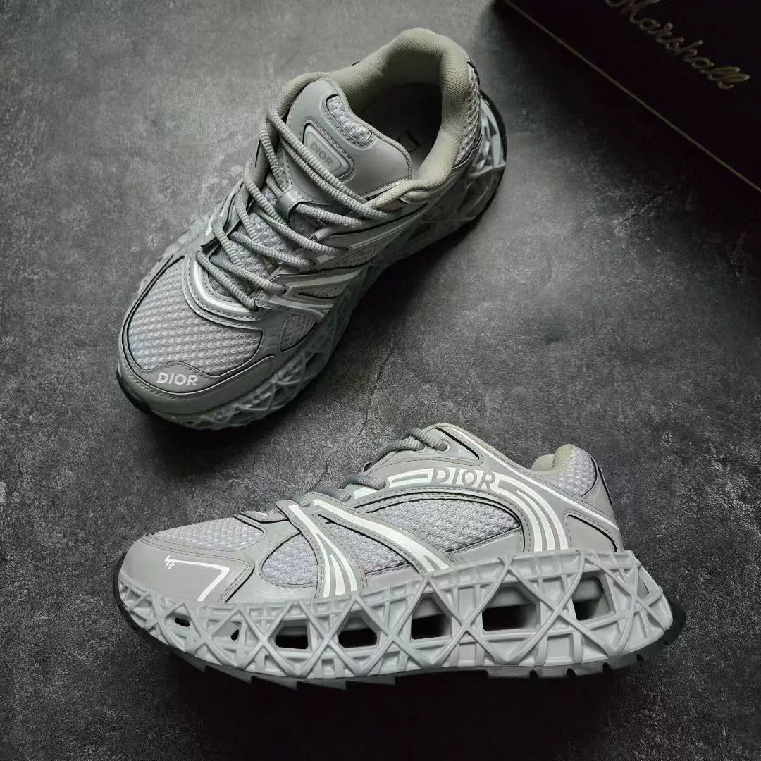 Dior Dior Gray Lowtop Sneakers 35 Women Size US 5 / IT 35 - 4 Thumbnail