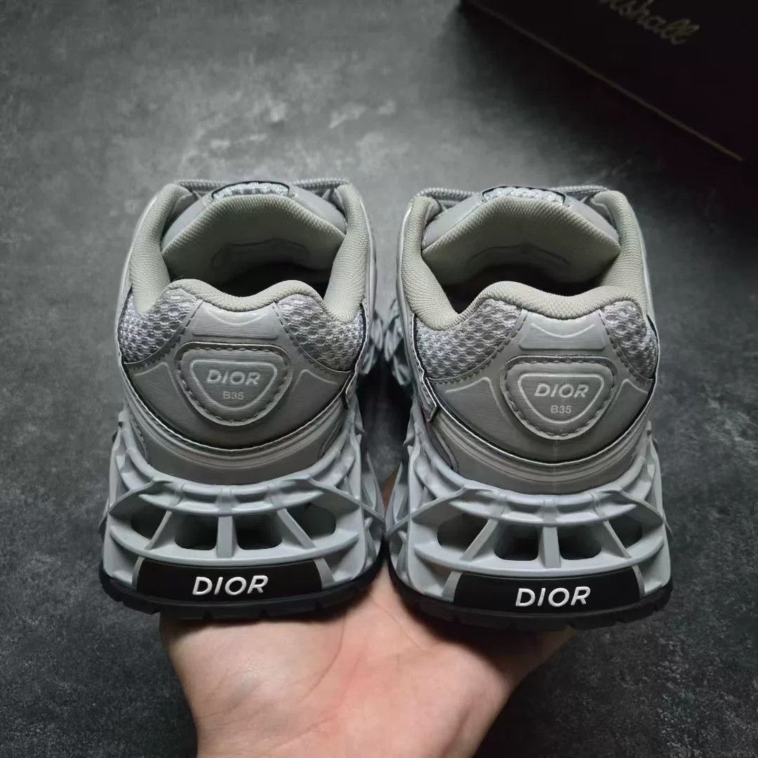 Dior Dior Gray Lowtop Sneakers 35 Women Size US 5 / IT 35 - 6 Thumbnail