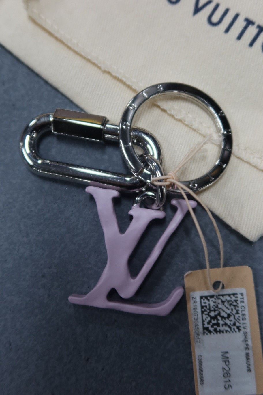Louis Vuitton Louis Vuitton Pink Hoodie M Men Size US M / EU 48-50 / 2 - 3 Thumbnail