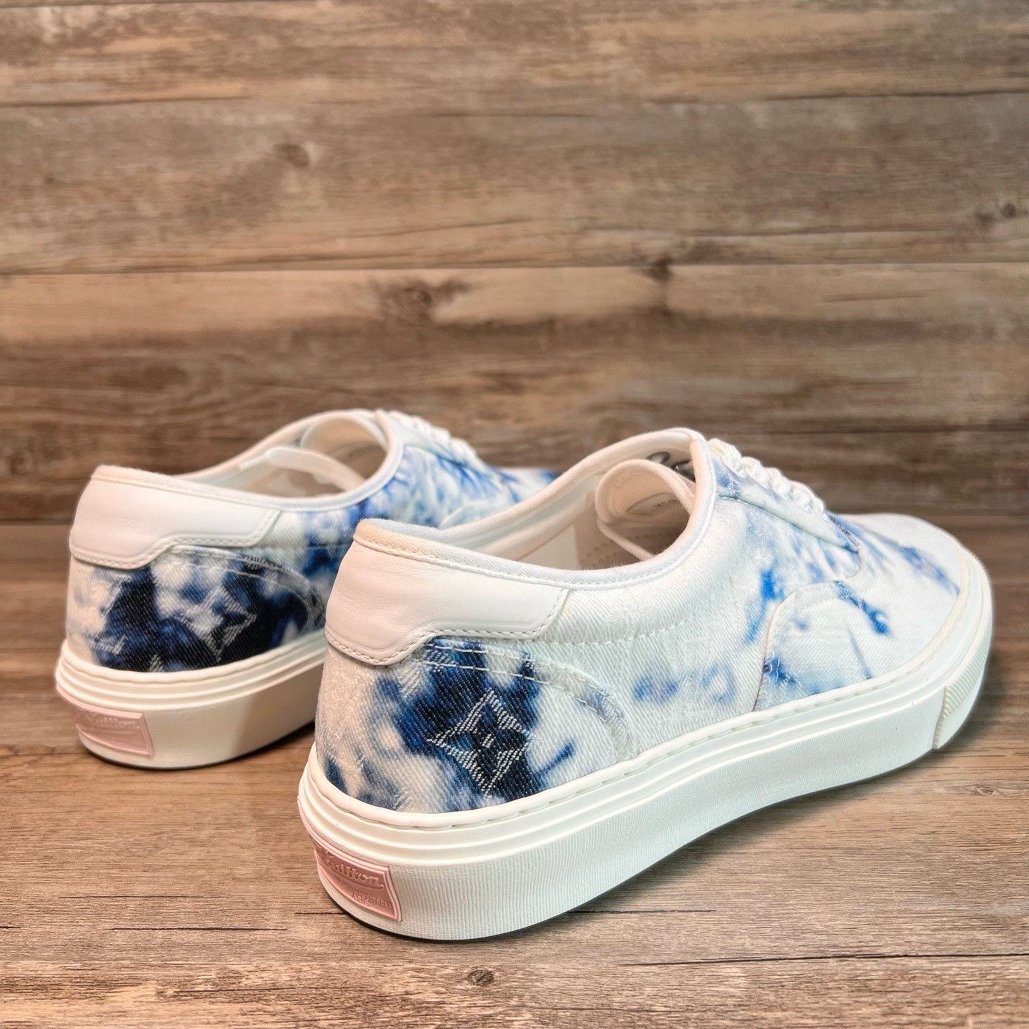 Louis Vuitton Louis Vuitton Tie-Dye Multi Lowtop Sneakers 40 Men Size US 7.5 / EU 40-41 - 3 Thumbnail