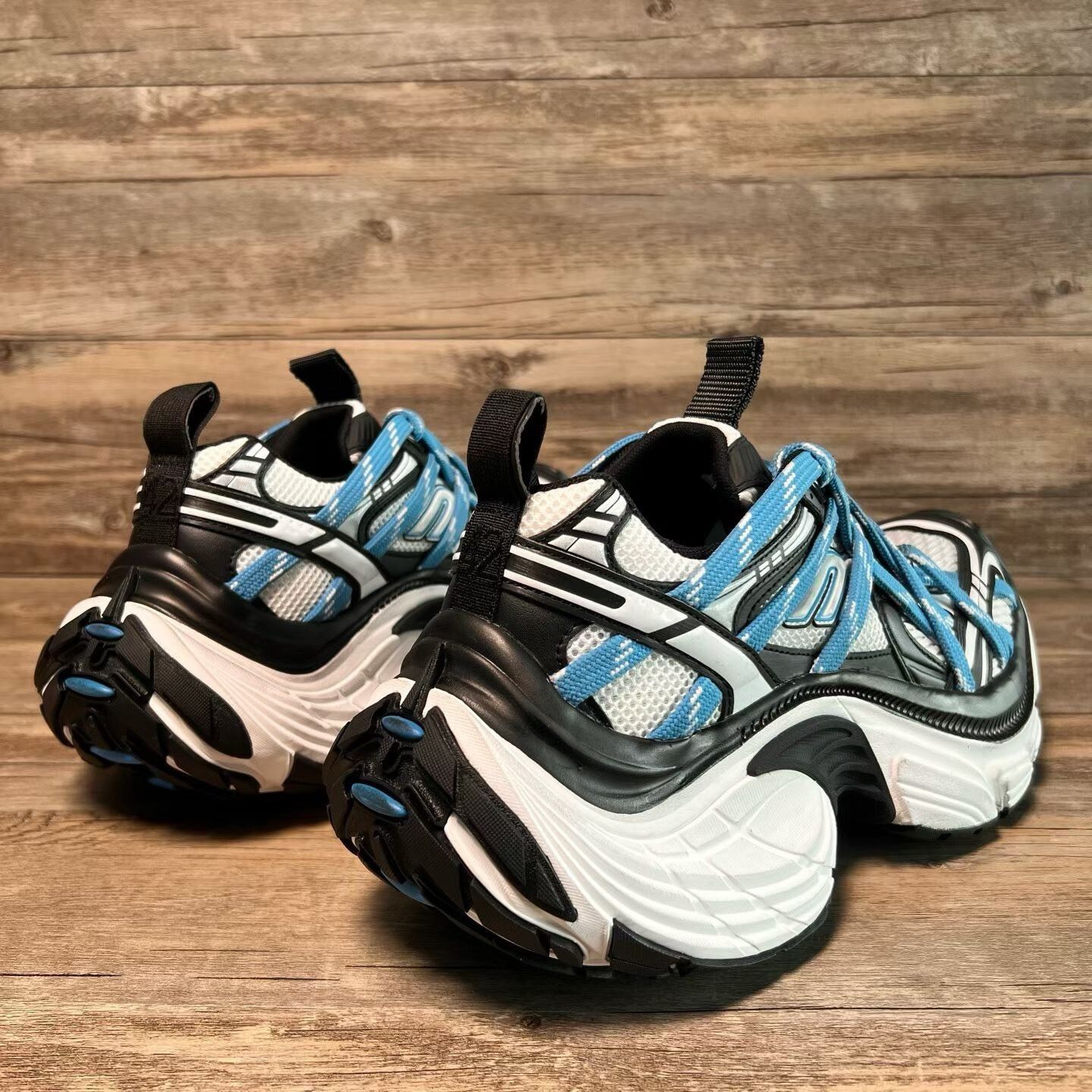 Balenciaga Balenciaga Blue Lowtop Sneakers XL Men Size US 10 / EU 43 - 5 Thumbnail