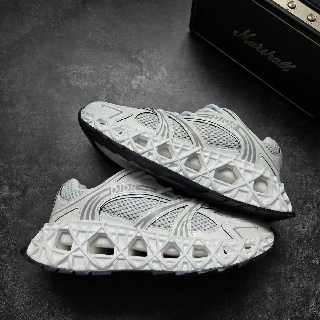 Dior Dior White Lowtop Sneakers 35 Men Size US 5 / EU 37 - 9 Thumbnail