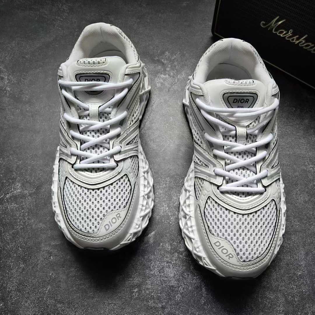 Dior Dior White Lowtop Sneakers 35 Men Size US 5 / EU 37 - 3 Thumbnail