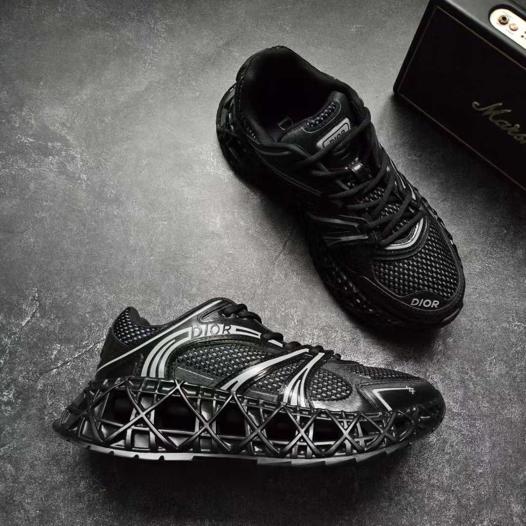 Dior Dior Black Lowtop Sneakers 35 Men Size US 5 / EU 37 - 6 Thumbnail